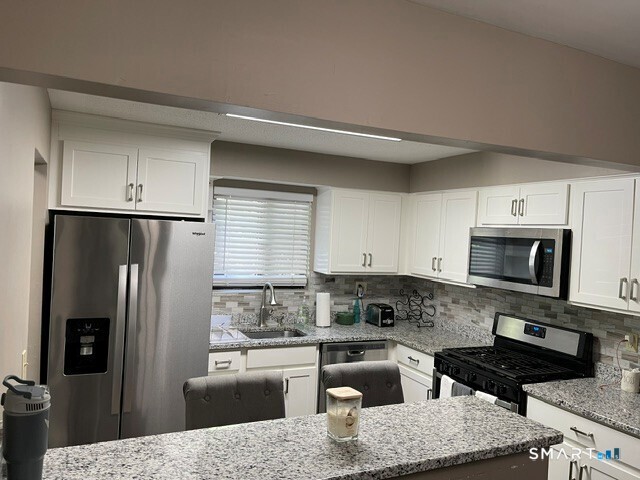 24198695 Property Photo 7