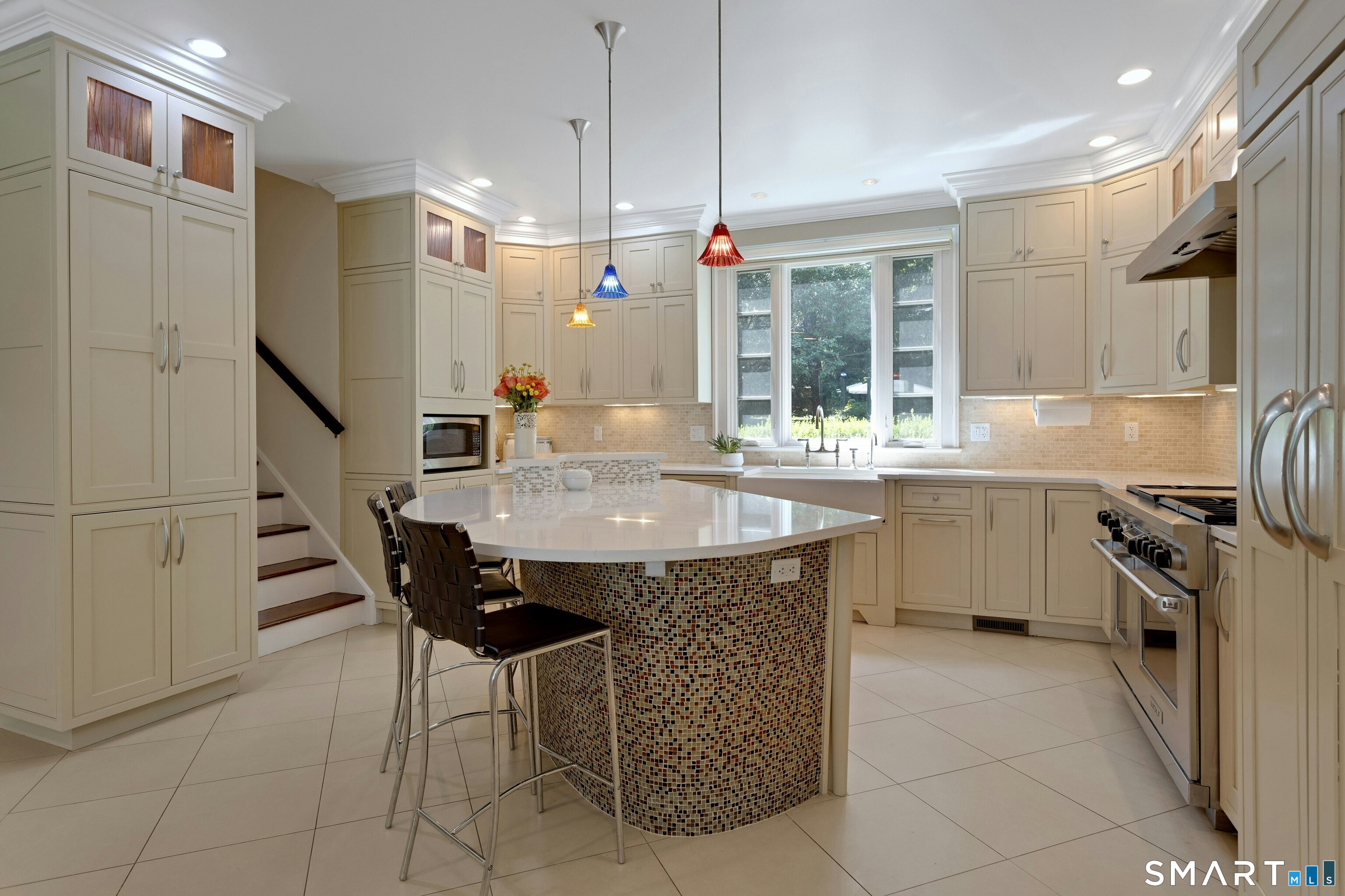 700 Hollow Tree Ridge Road Property Photo 14