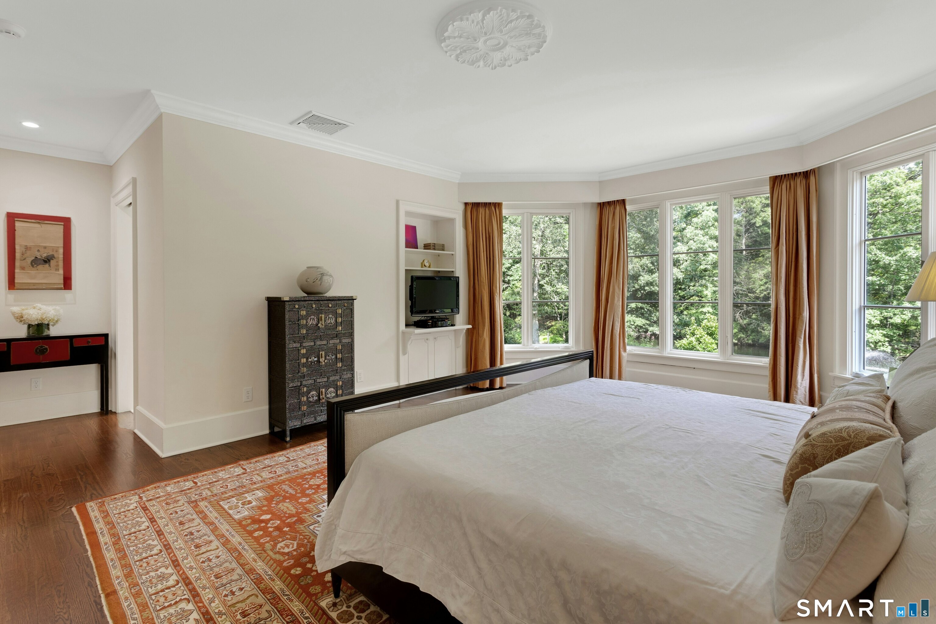 700 Hollow Tree Ridge Road Property Photo 18
