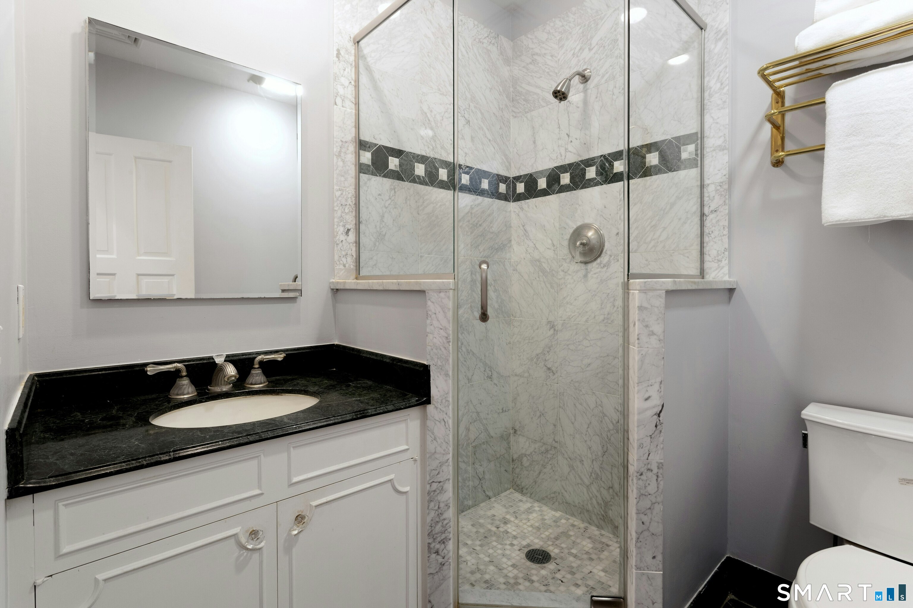 700 Hollow Tree Ridge Road Property Photo 20