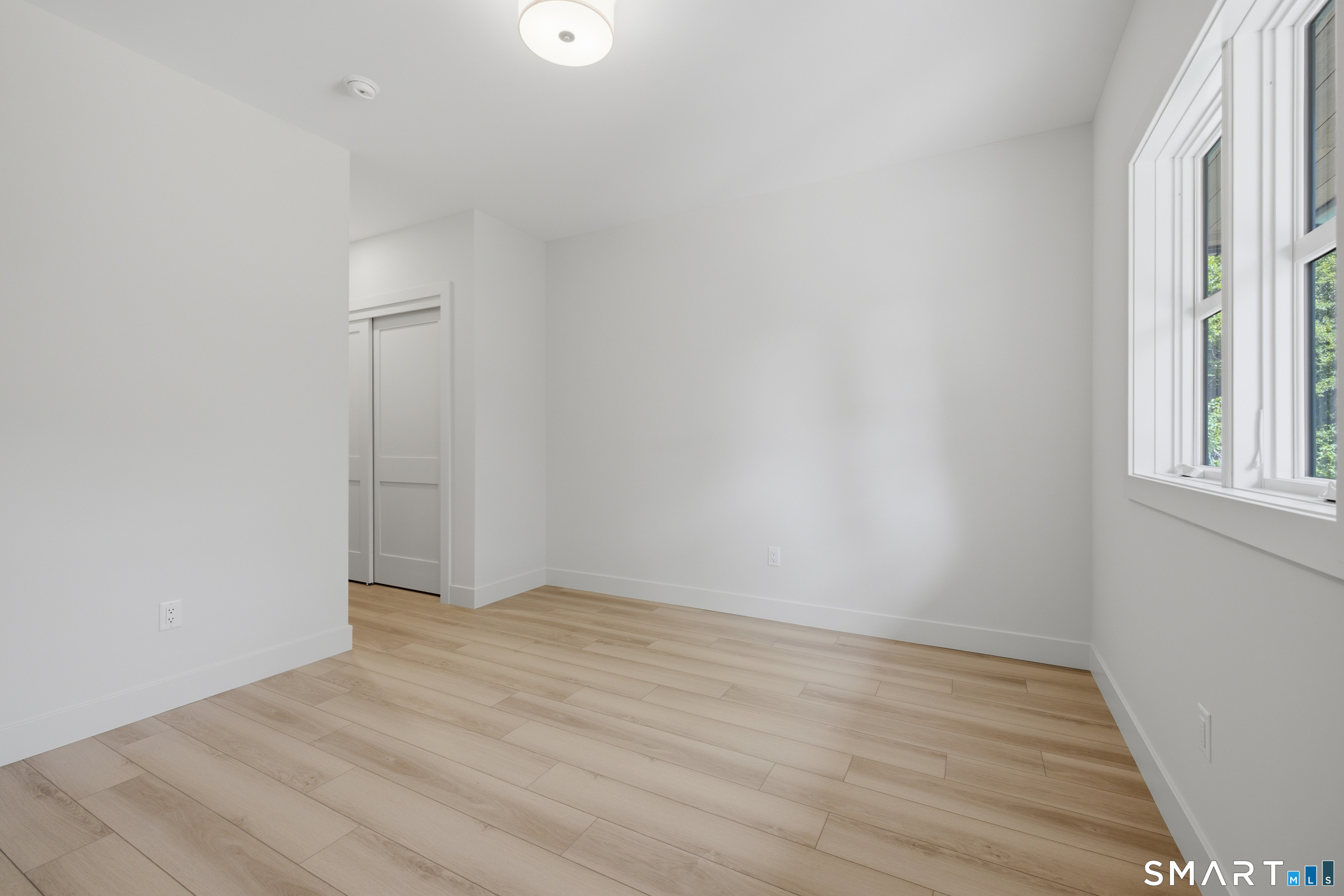 100 W Main A Street Property Photo 13