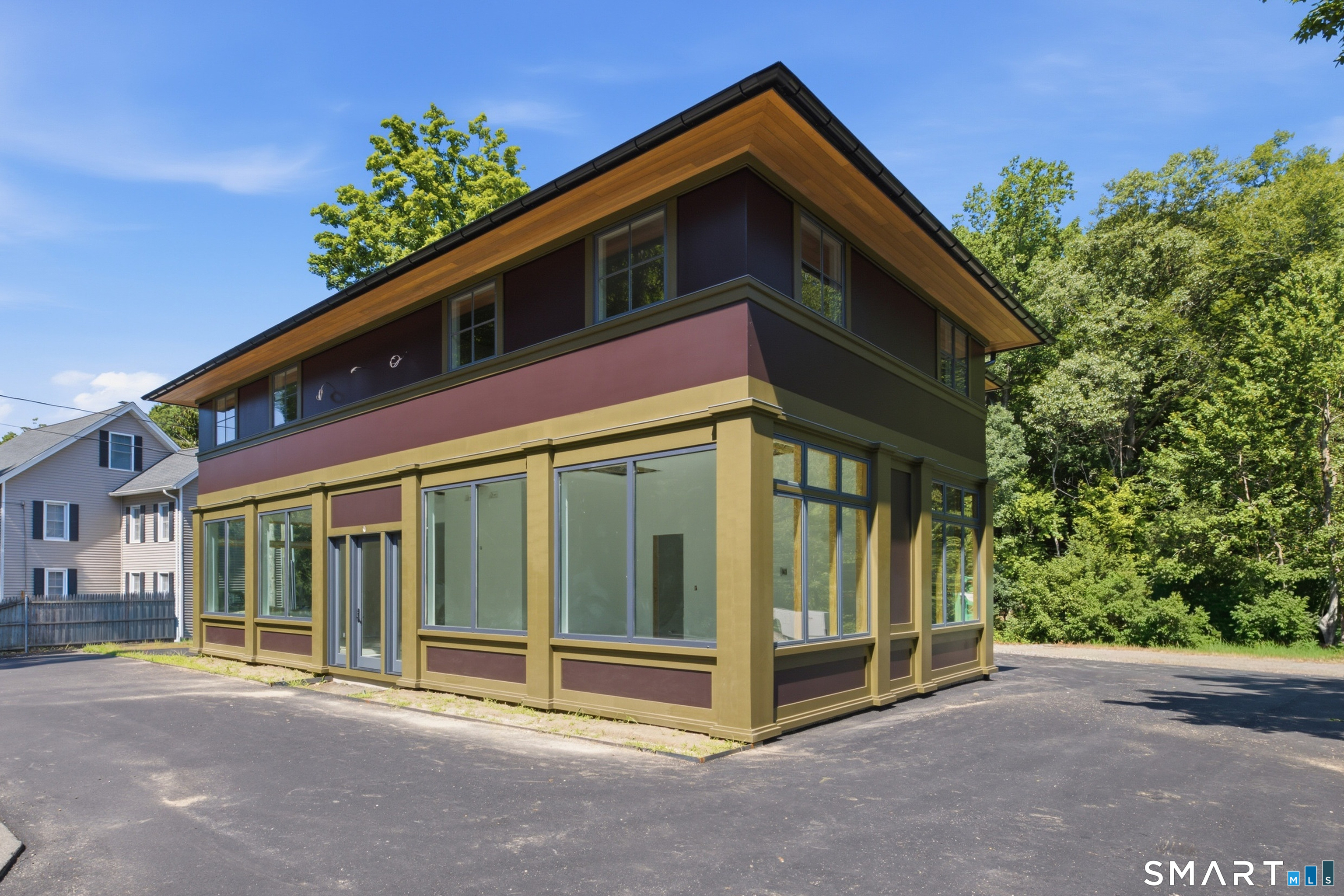100 W Main A Street Property Photo 16