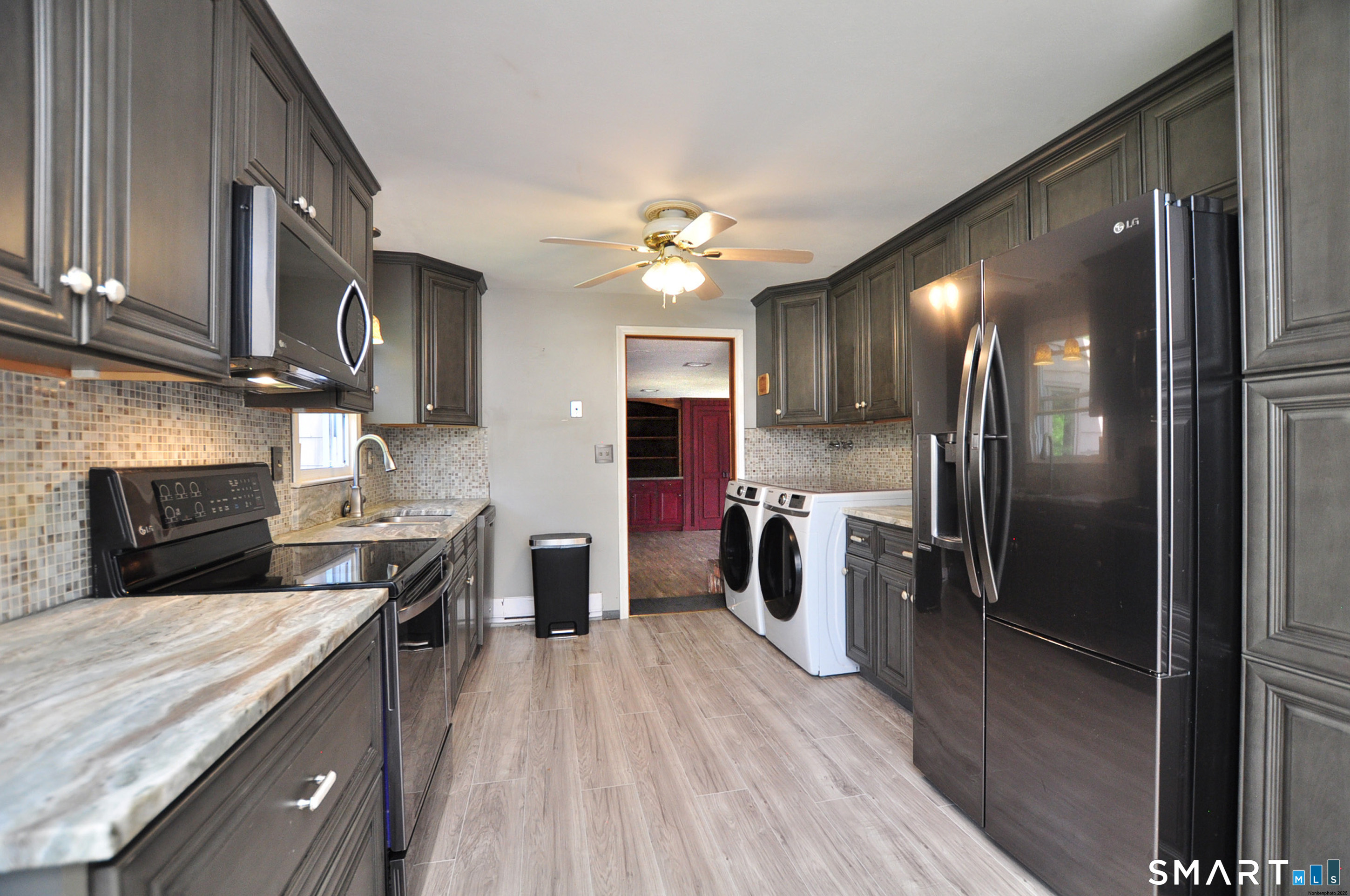 39 Sunnybrook Drive Property Photo 8