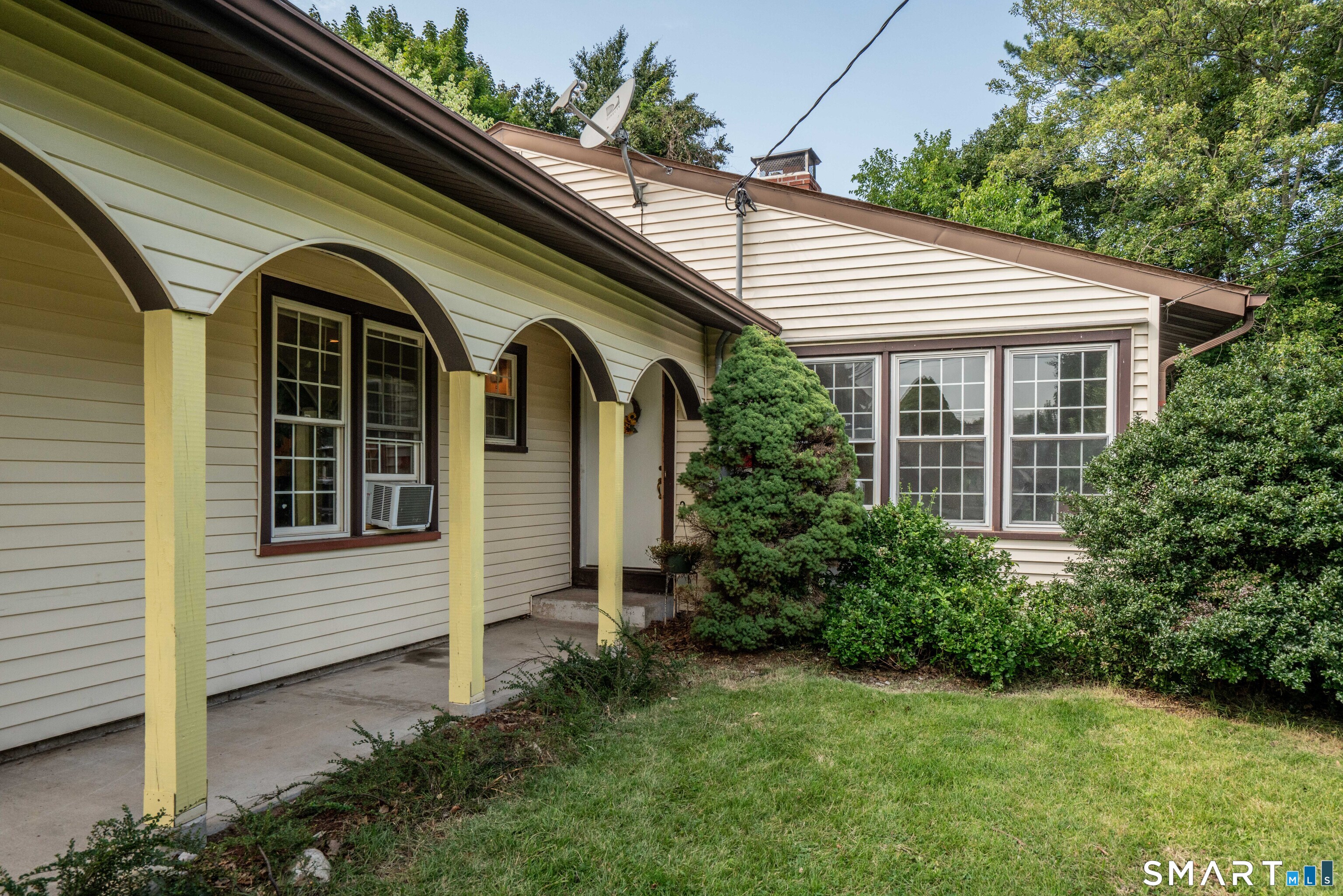 52 Greenhouse Boulevard Property Photo 1