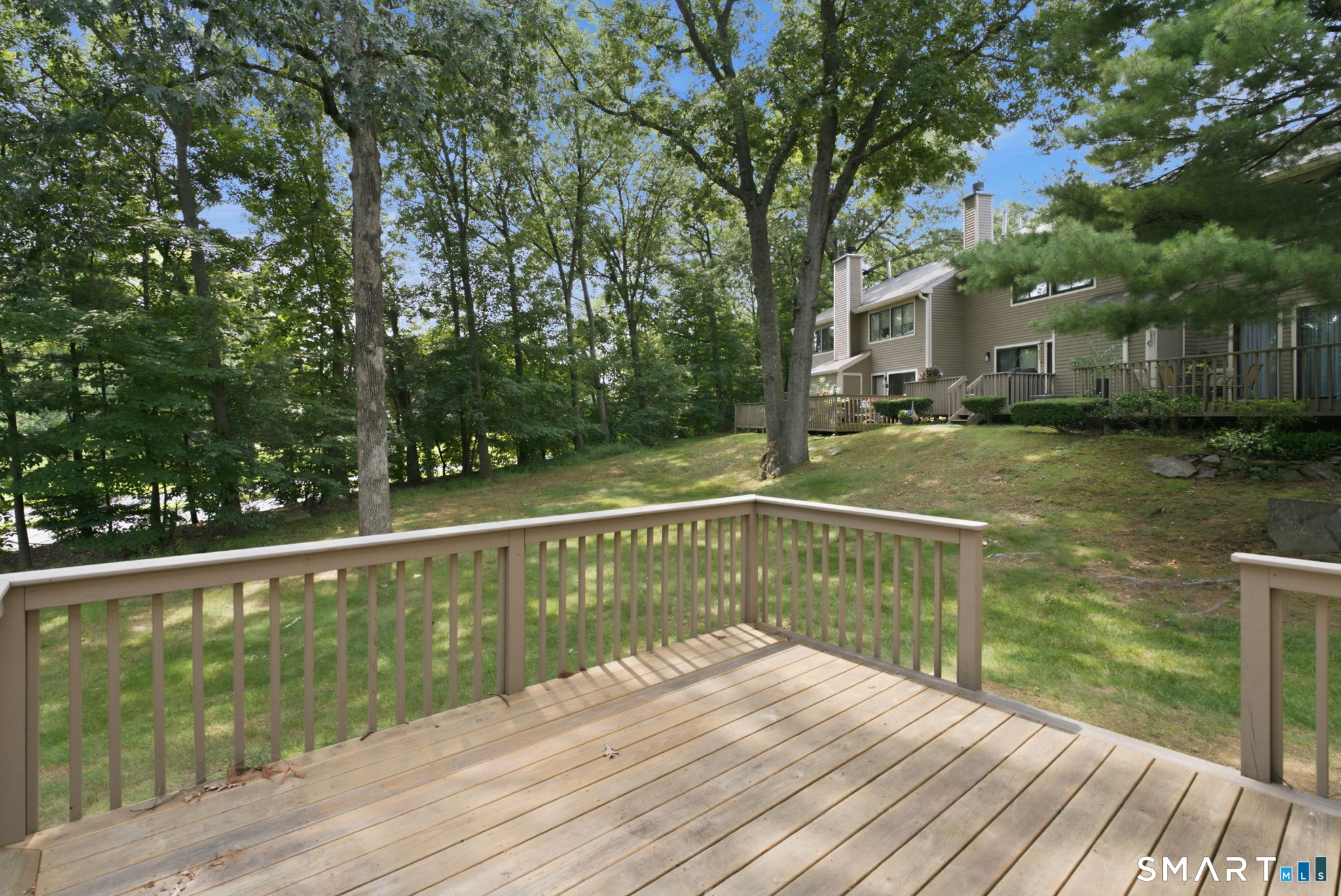 16 Pequot 16 Drive Property Photo 8