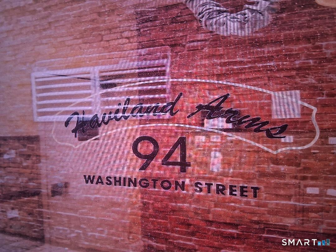 94 Washington 4 Street Property Photo 2