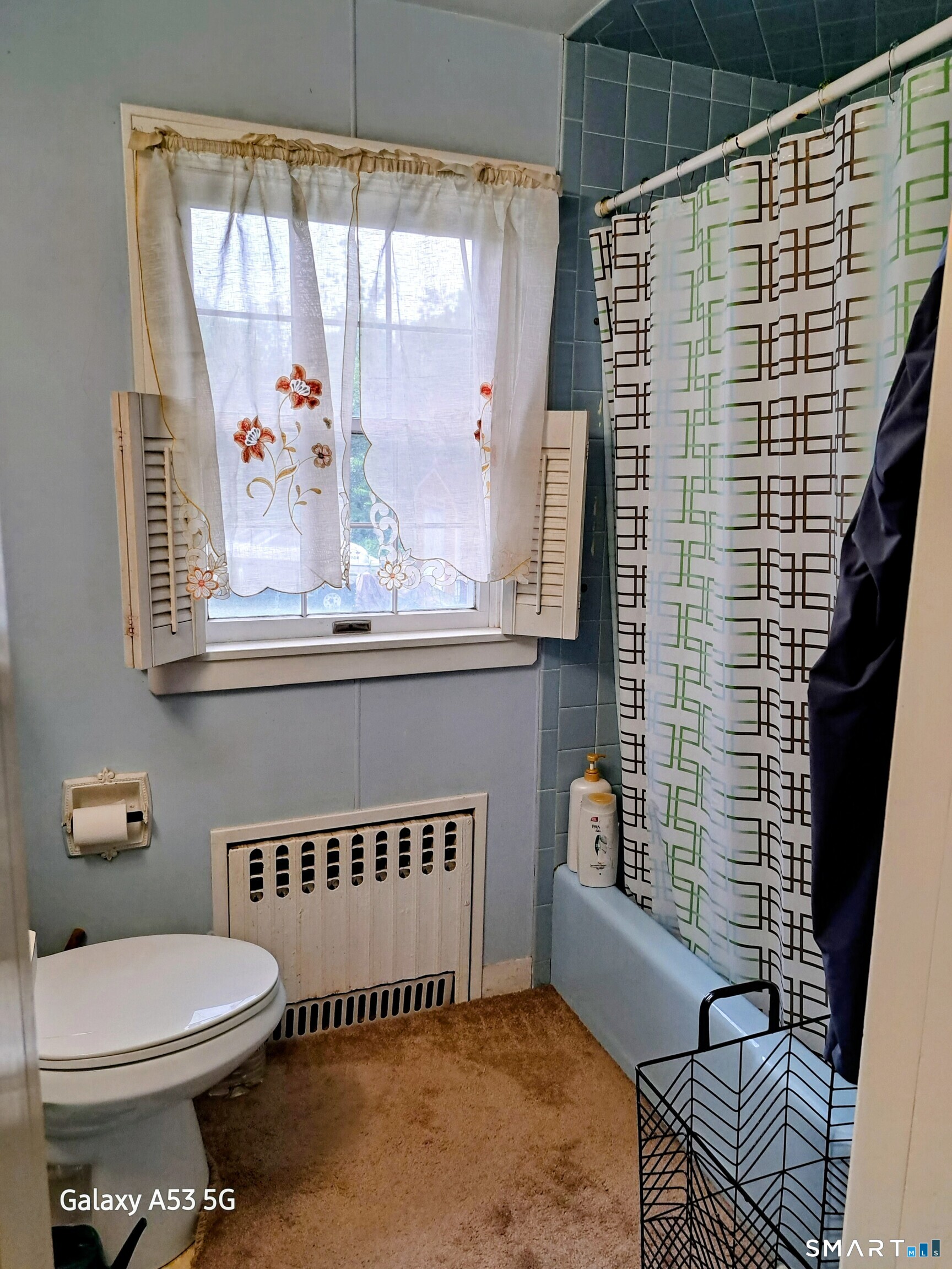 500 Farmington Avenue Property Photo 6