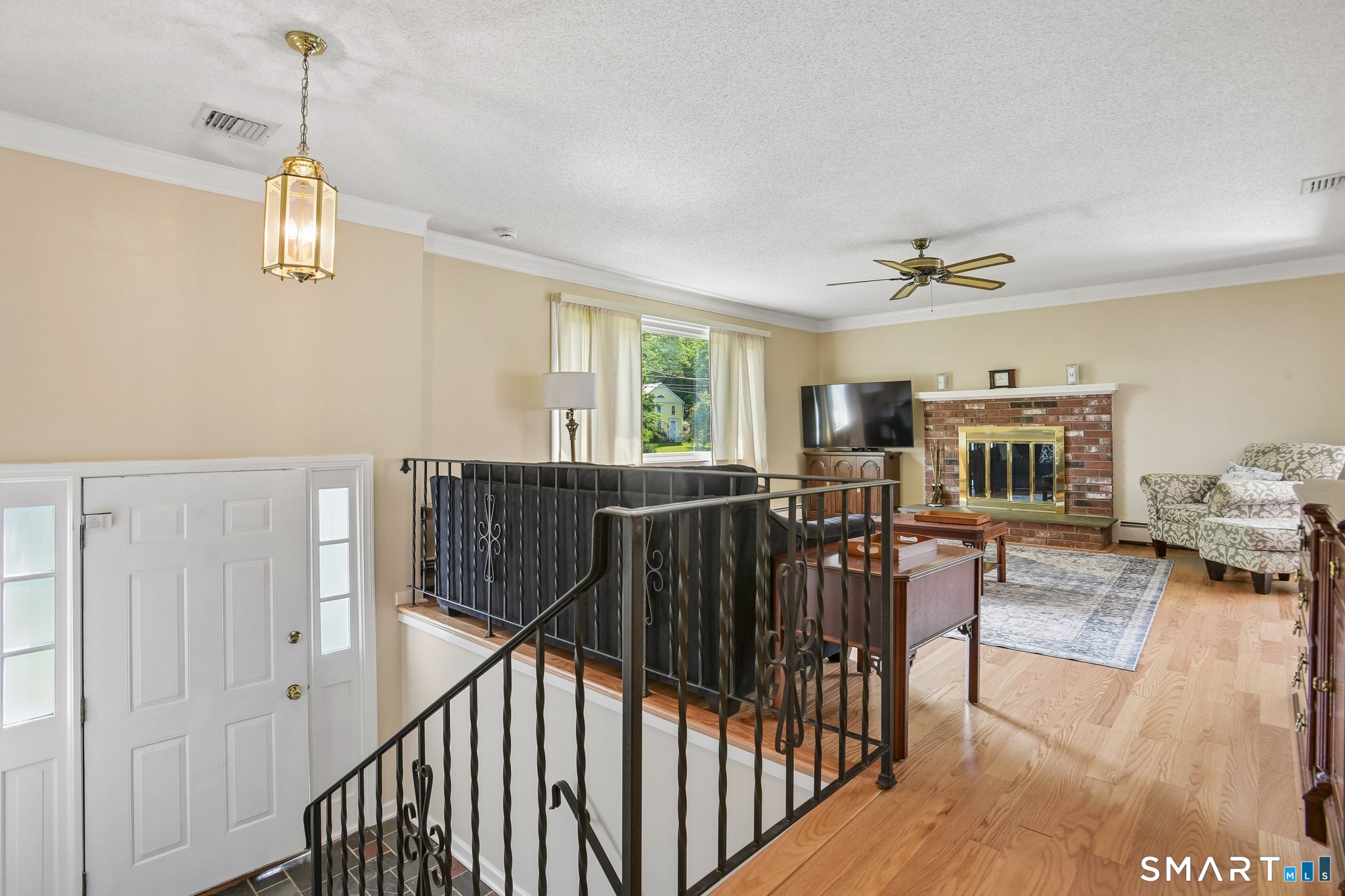 2496 Long Hill Road Property Photo 3