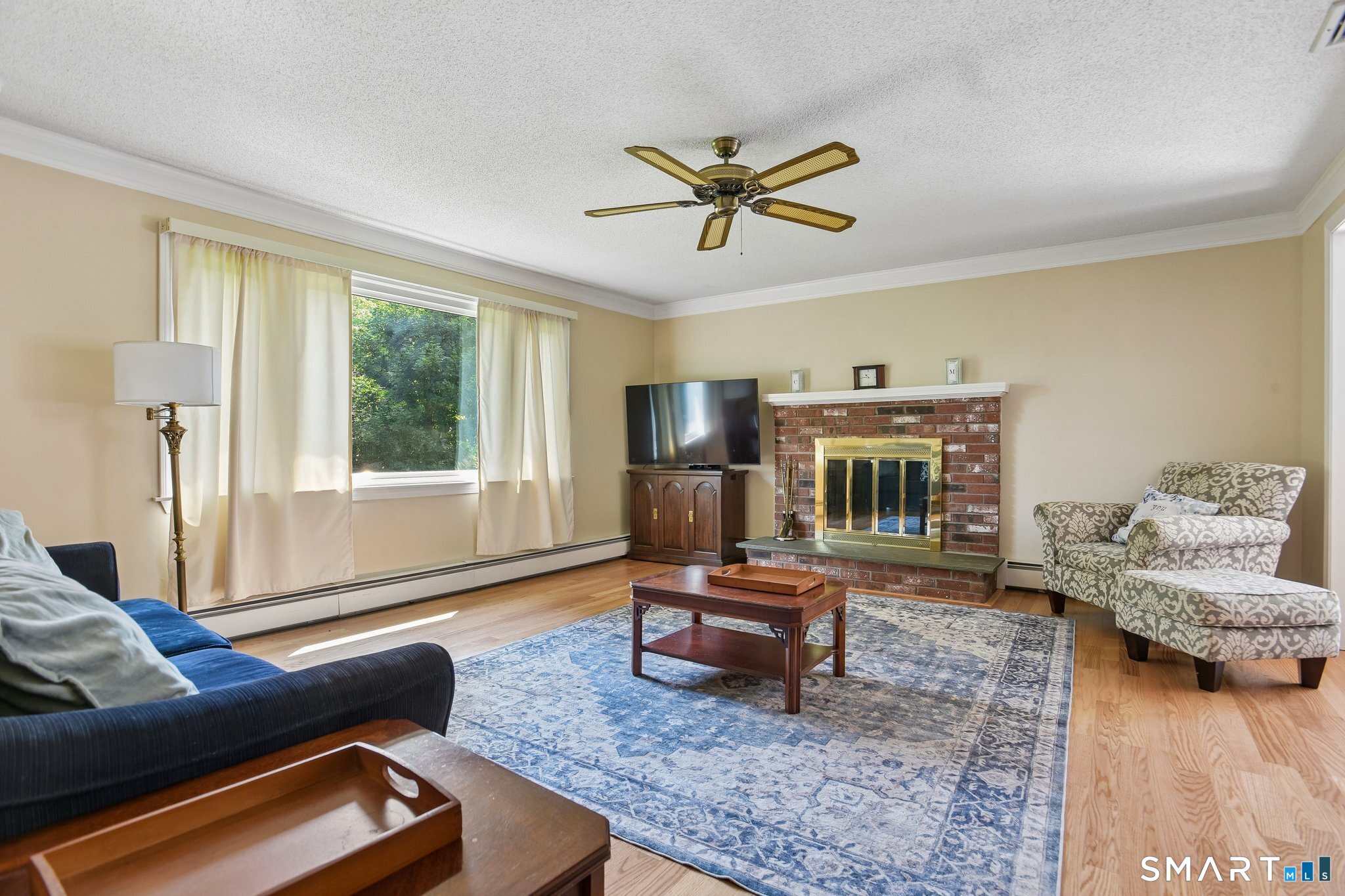 2496 Long Hill Road Property Photo 5