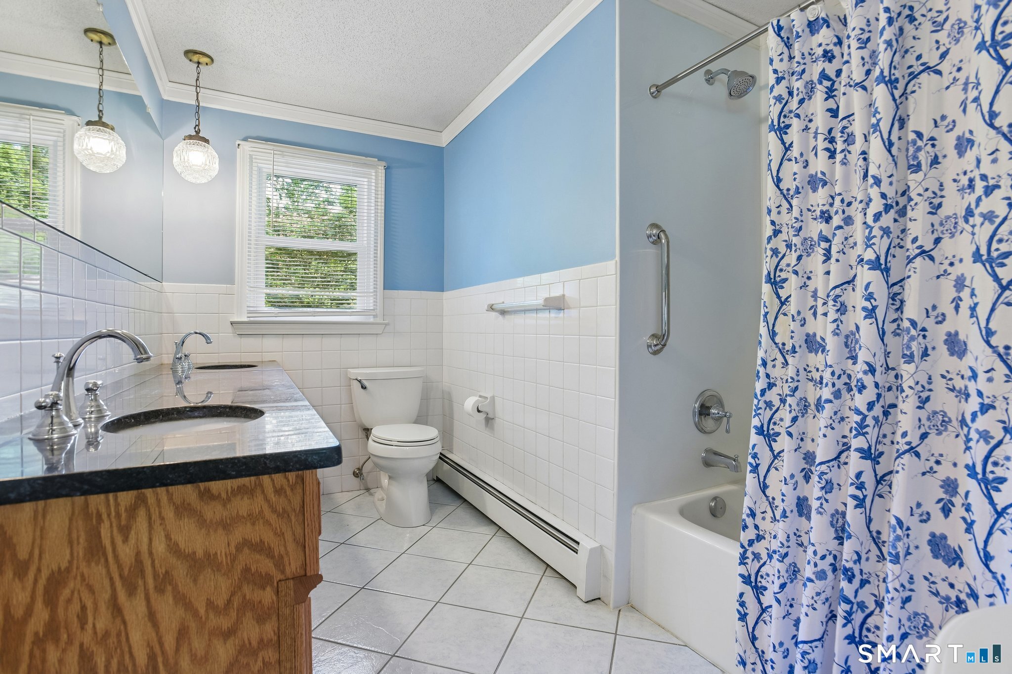 2496 Long Hill Road Property Photo 12