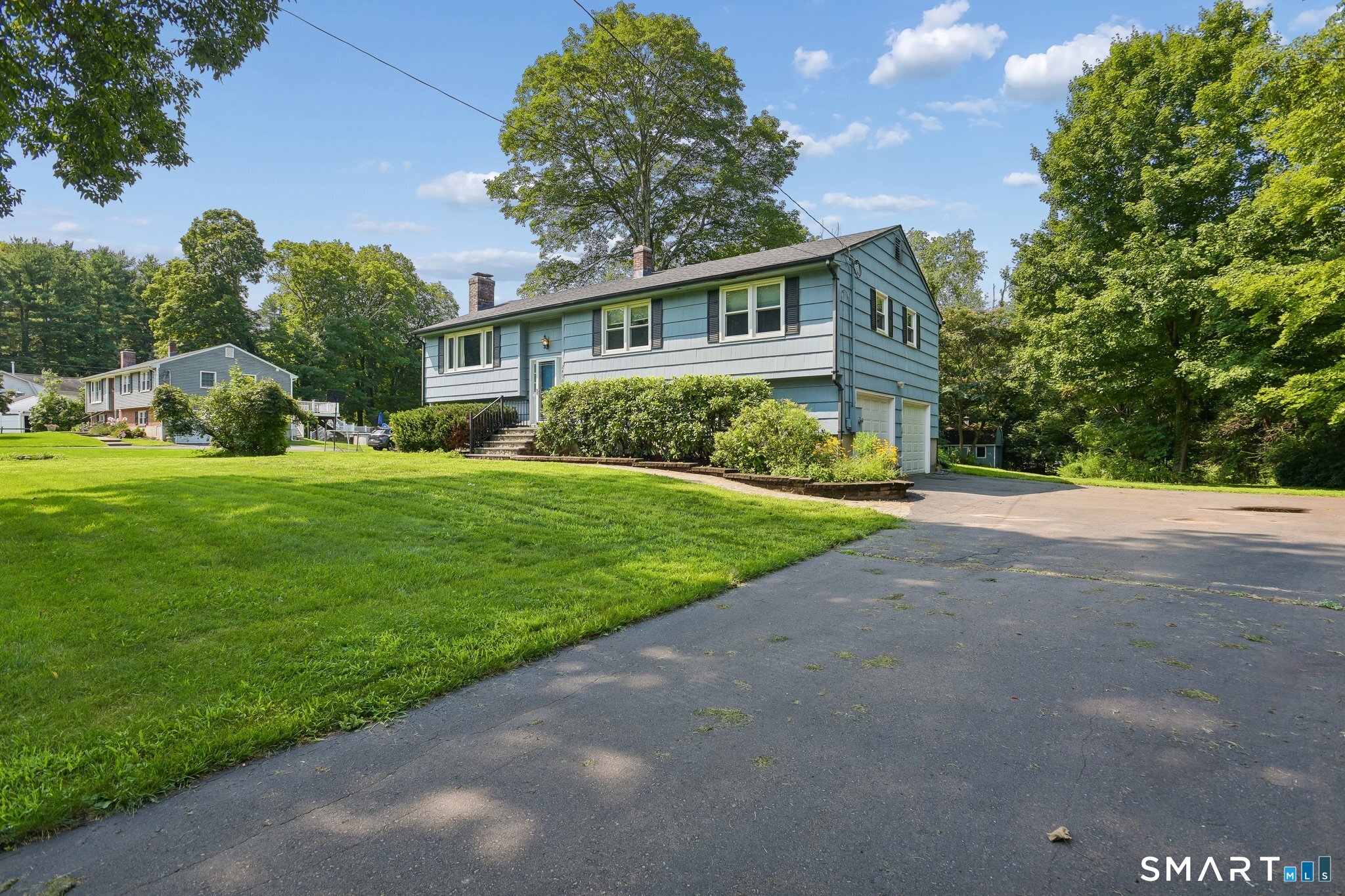 2496 Long Hill Road Property Photo 32