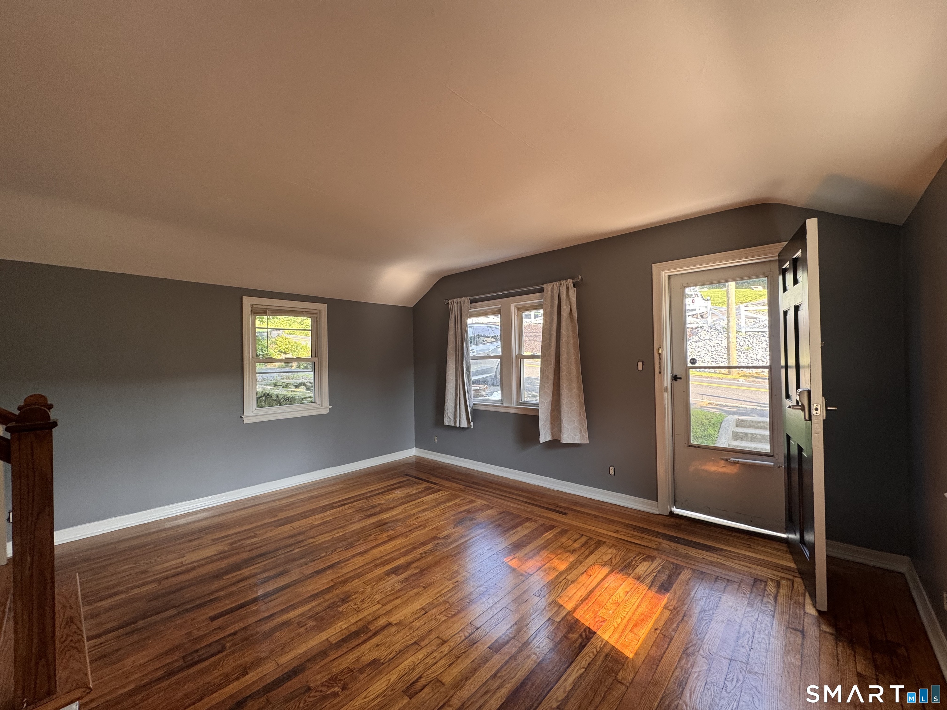 144 Sunnyside Avenue Property Photo 12