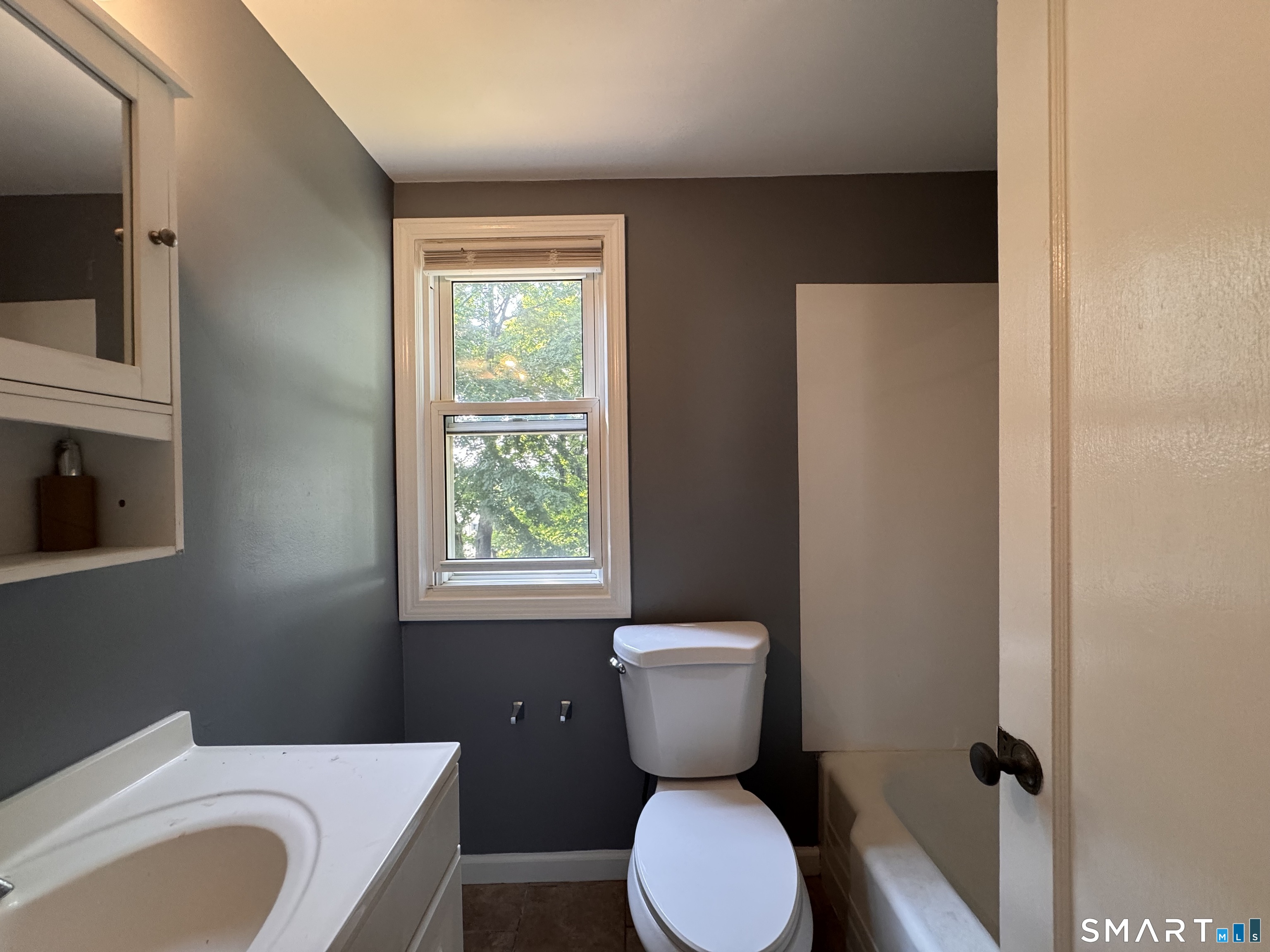 144 Sunnyside Avenue Property Photo 32
