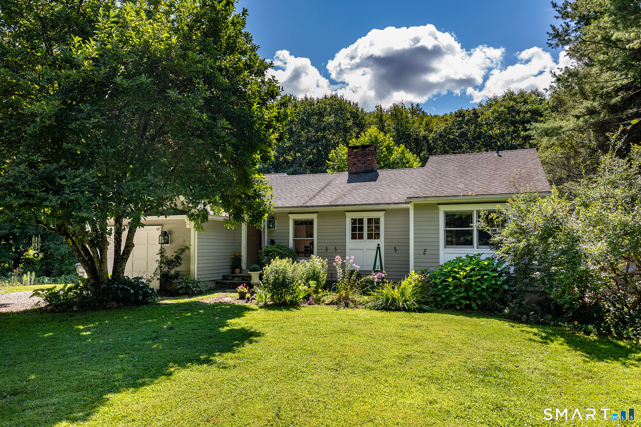 122 River Road Property Photo 1