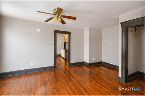 2341 Barnum A Avenue Property Photo 6