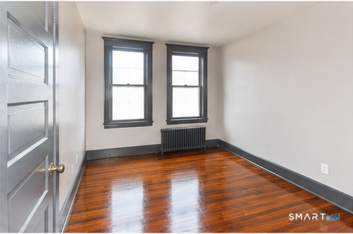 2341 Barnum A Avenue Property Photo 7