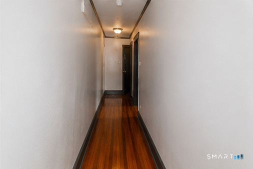 2341 Barnum A Avenue Property Photo 10