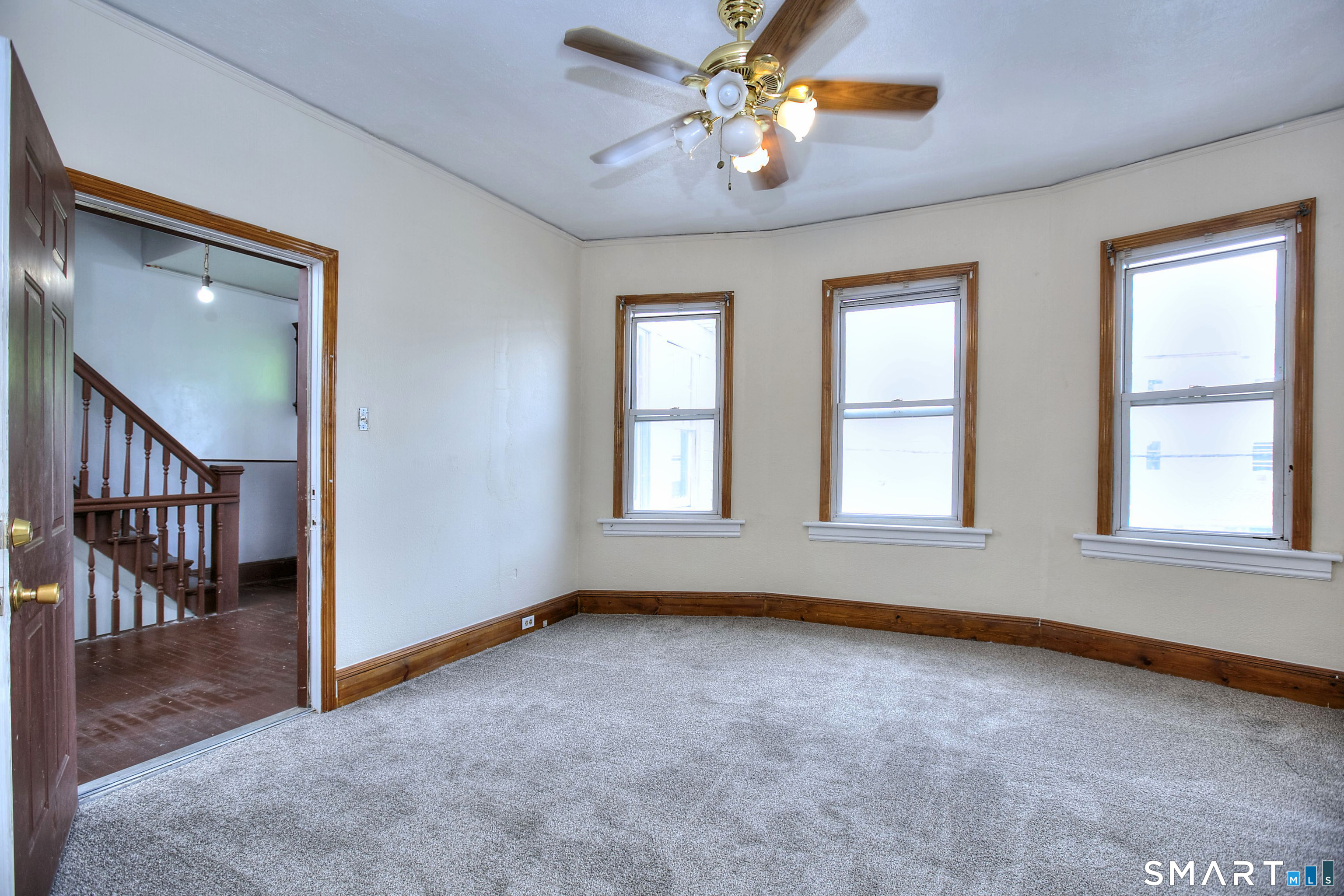 41-43-45 Taft Avenue Property Photo 12