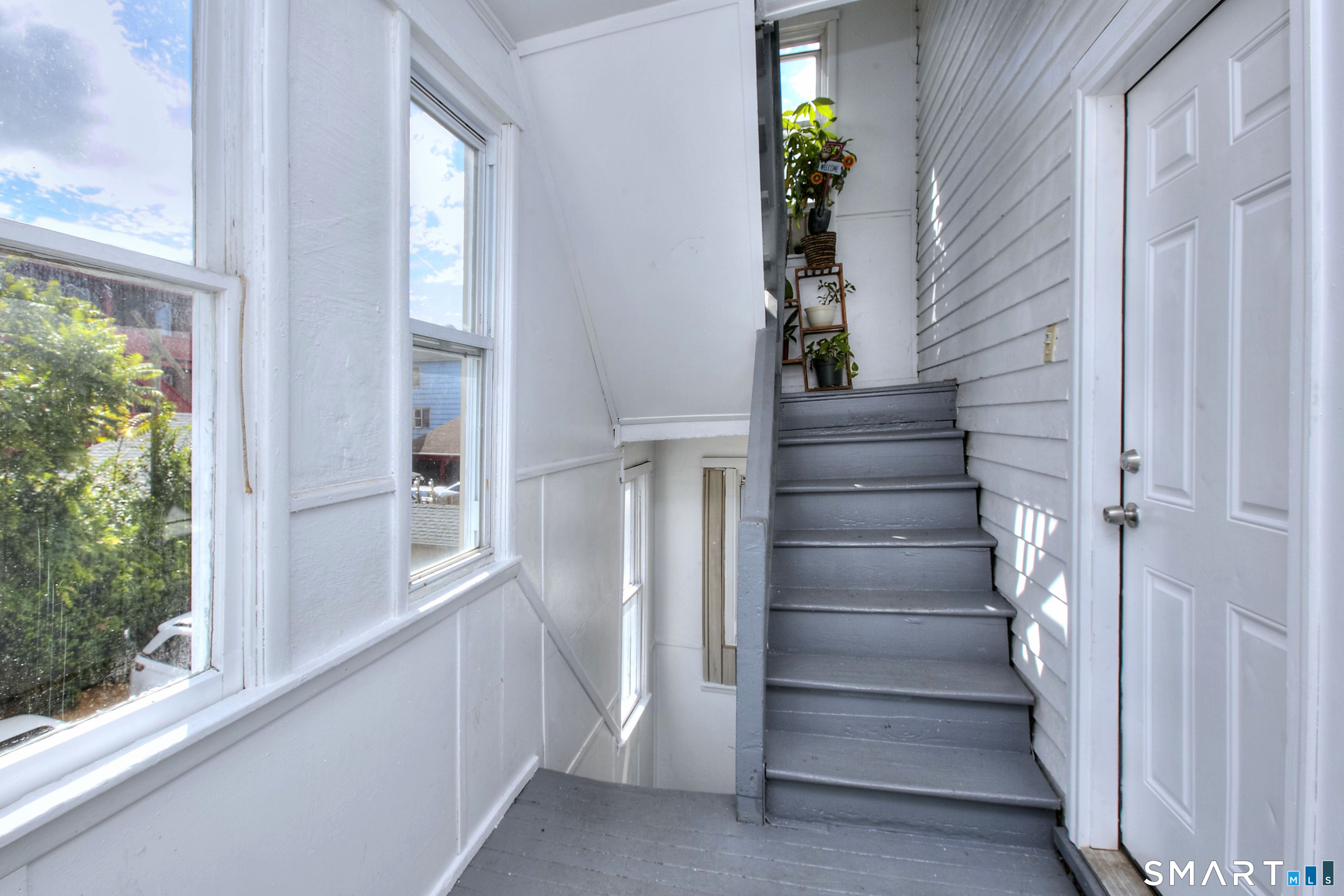 41-43-45 Taft Avenue Property Photo 21