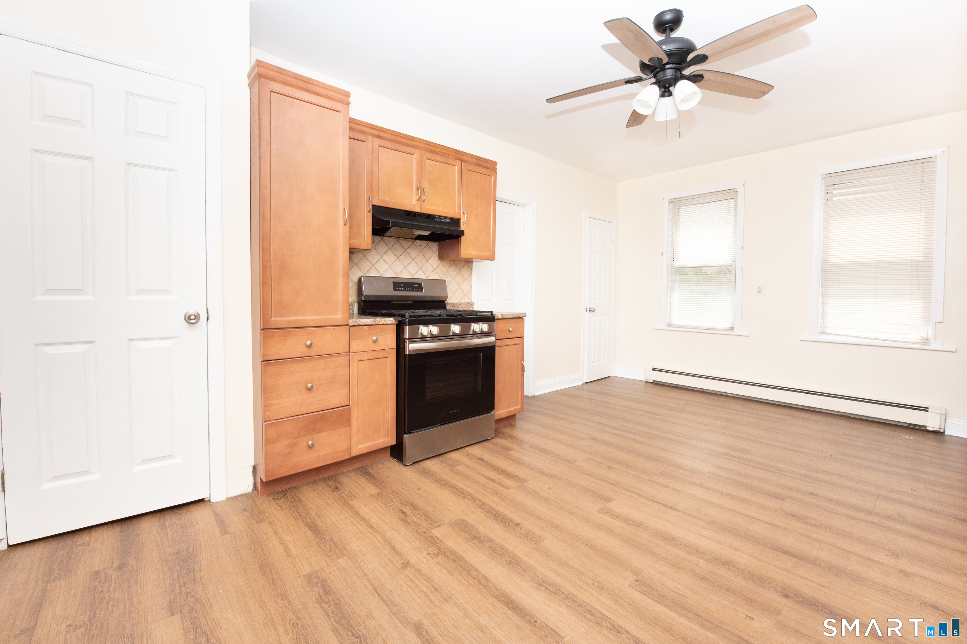 157 Sage 1st Floor Left Avenue Property Photo 5