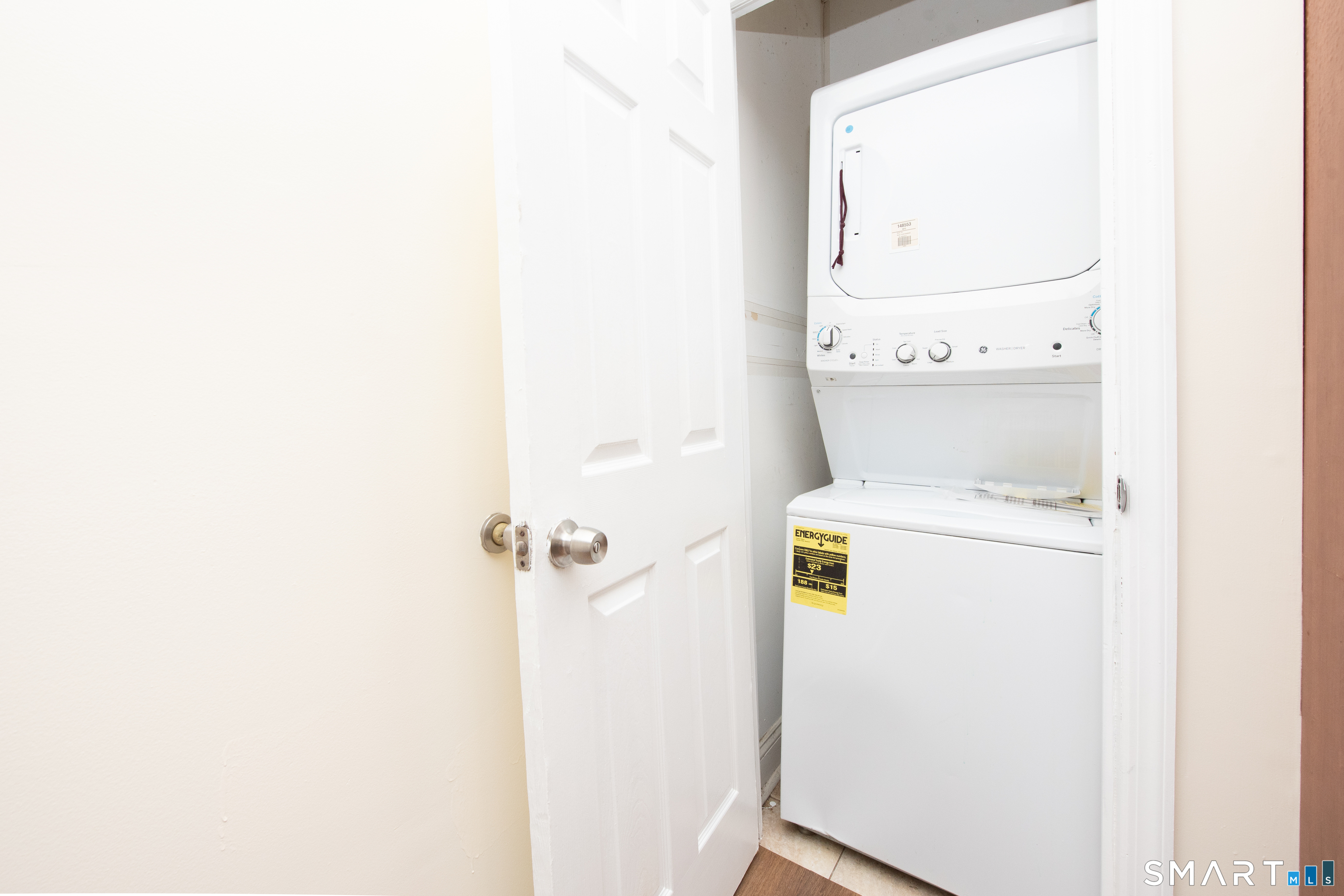 157 Sage 1st Floor Left Avenue Property Photo 7