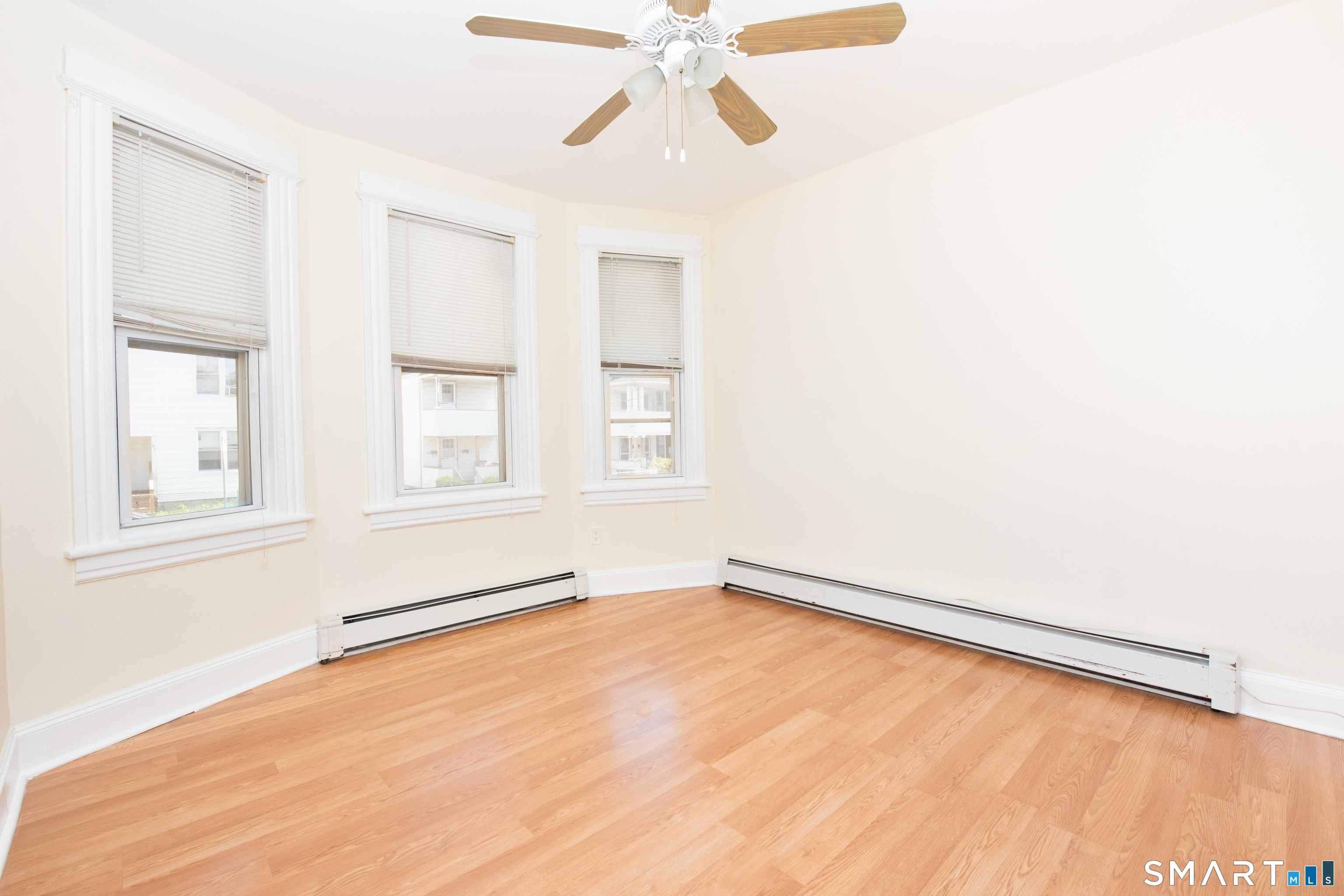 157 Sage 1st Floor Left Avenue Property Photo 11