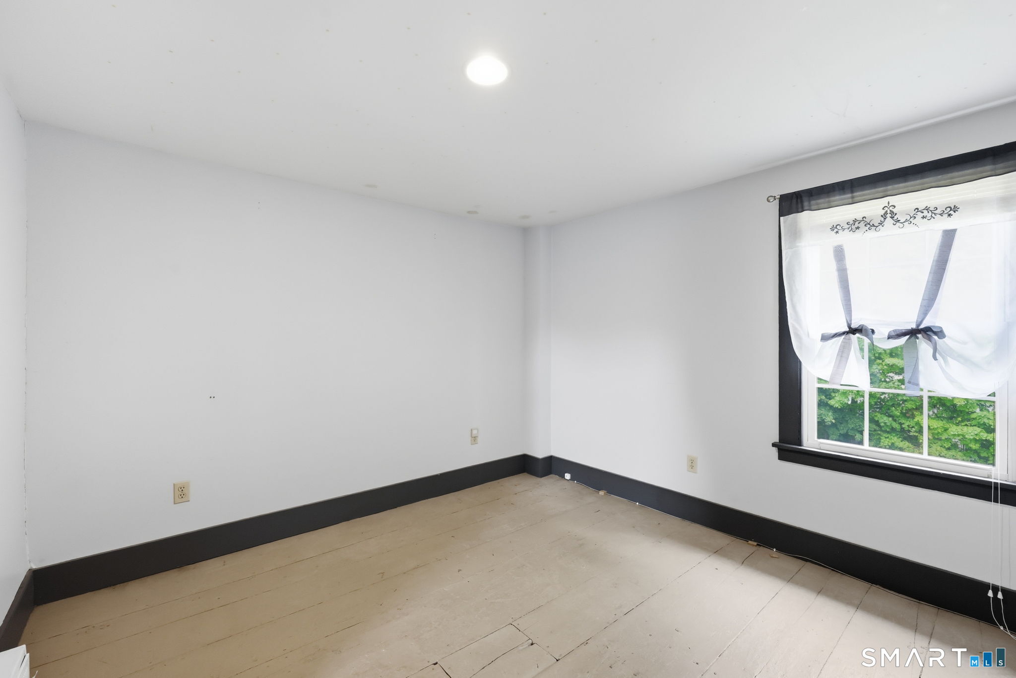 137 Parmelee Hill Road Property Photo 22