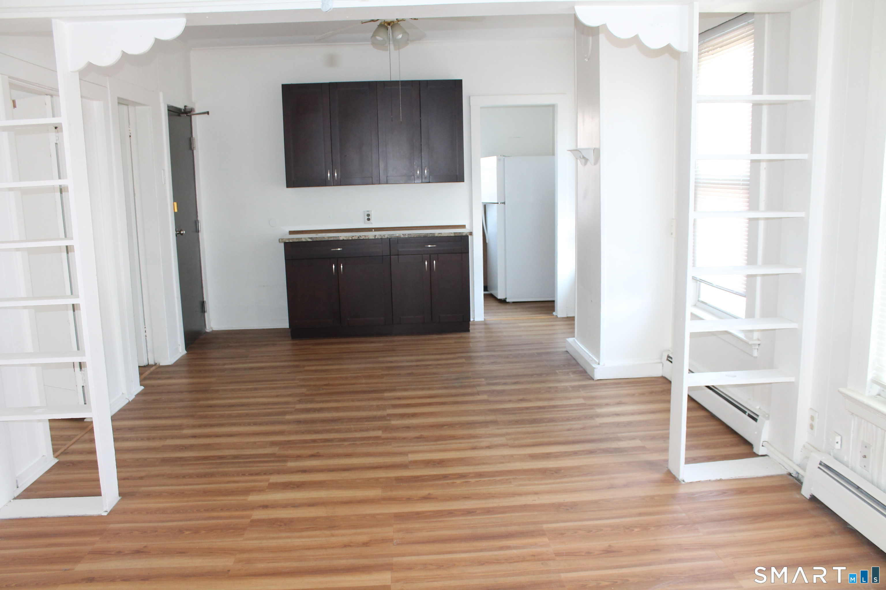 115 Colony South Street Property Photo 2