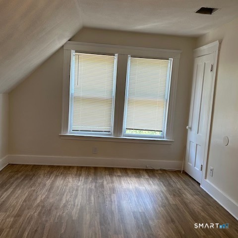 97 Thompson Street Property Photo 4