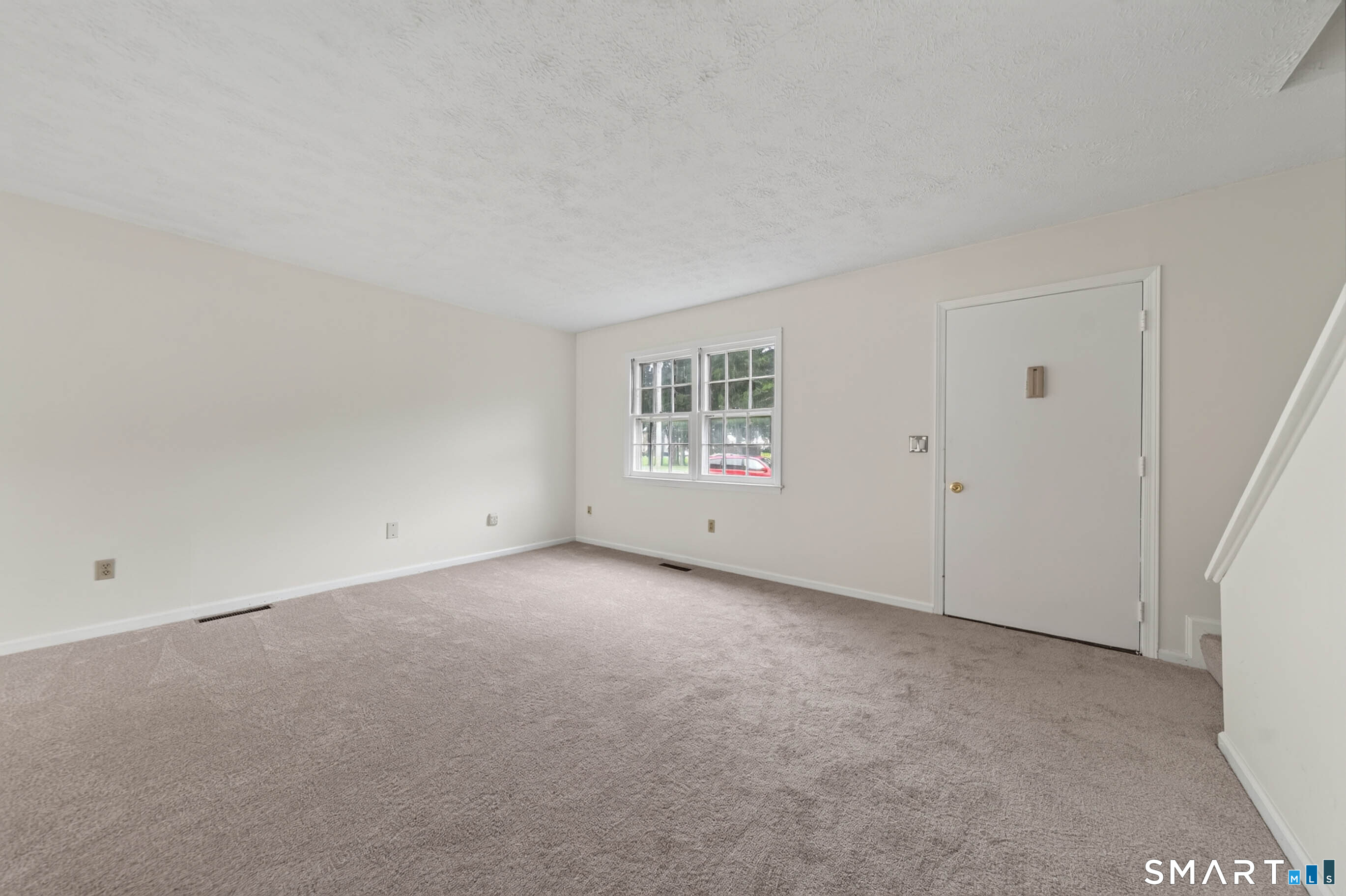 34 Ebert 60 Drive Property Photo 6