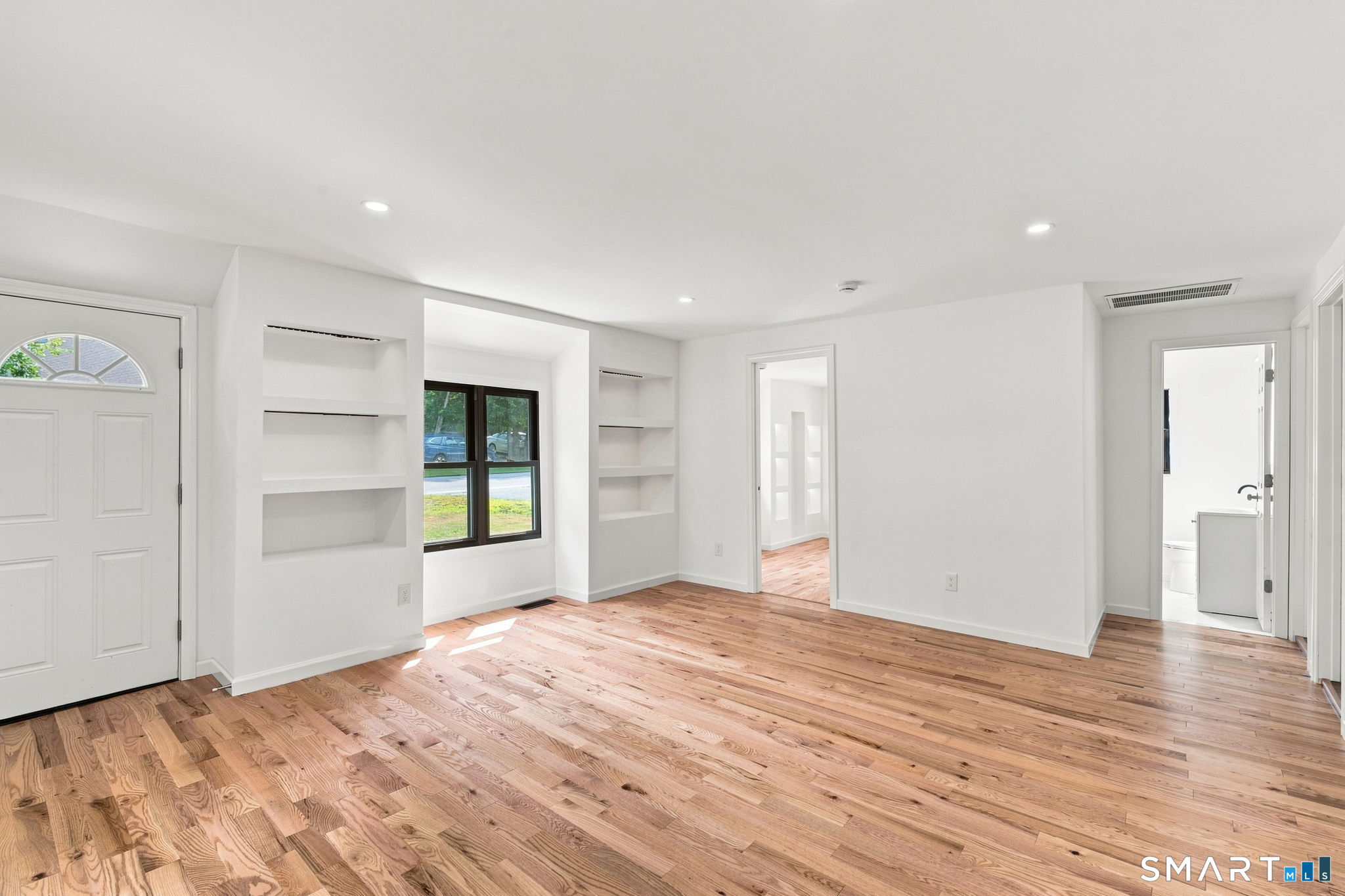 155 Iron Street Property Photo 16