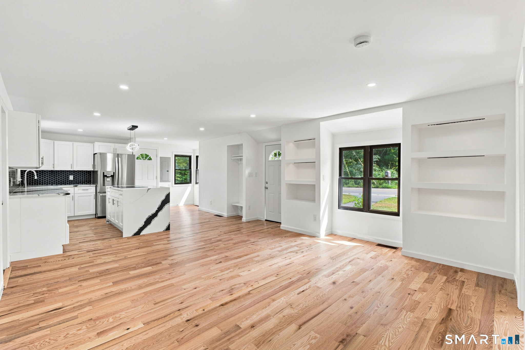 155 Iron Street Property Photo 17