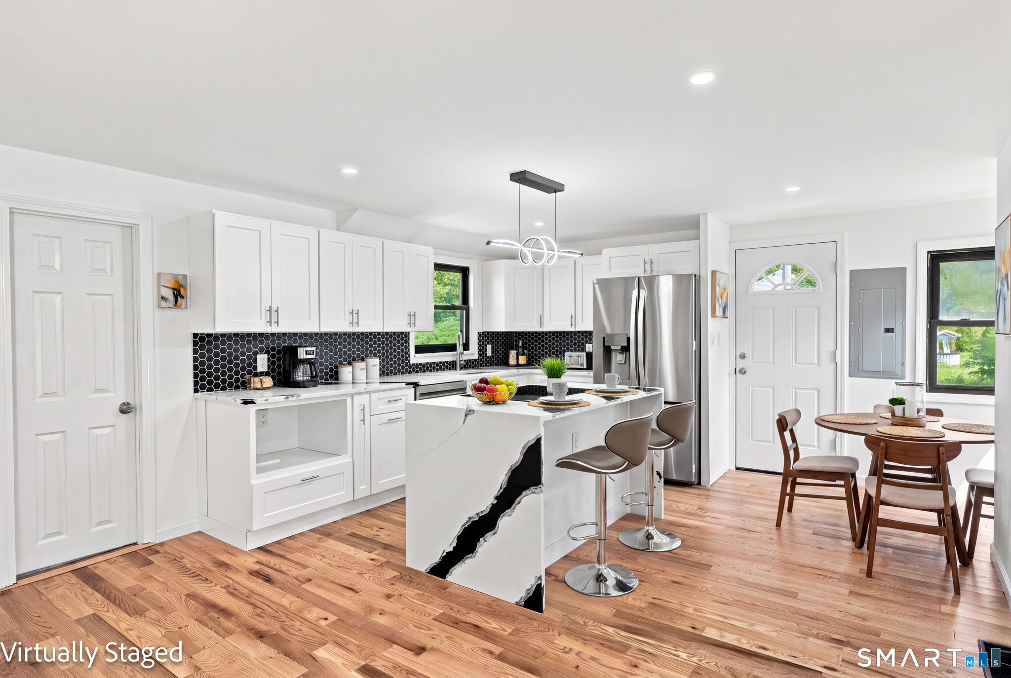 155 Iron Street Property Photo 19