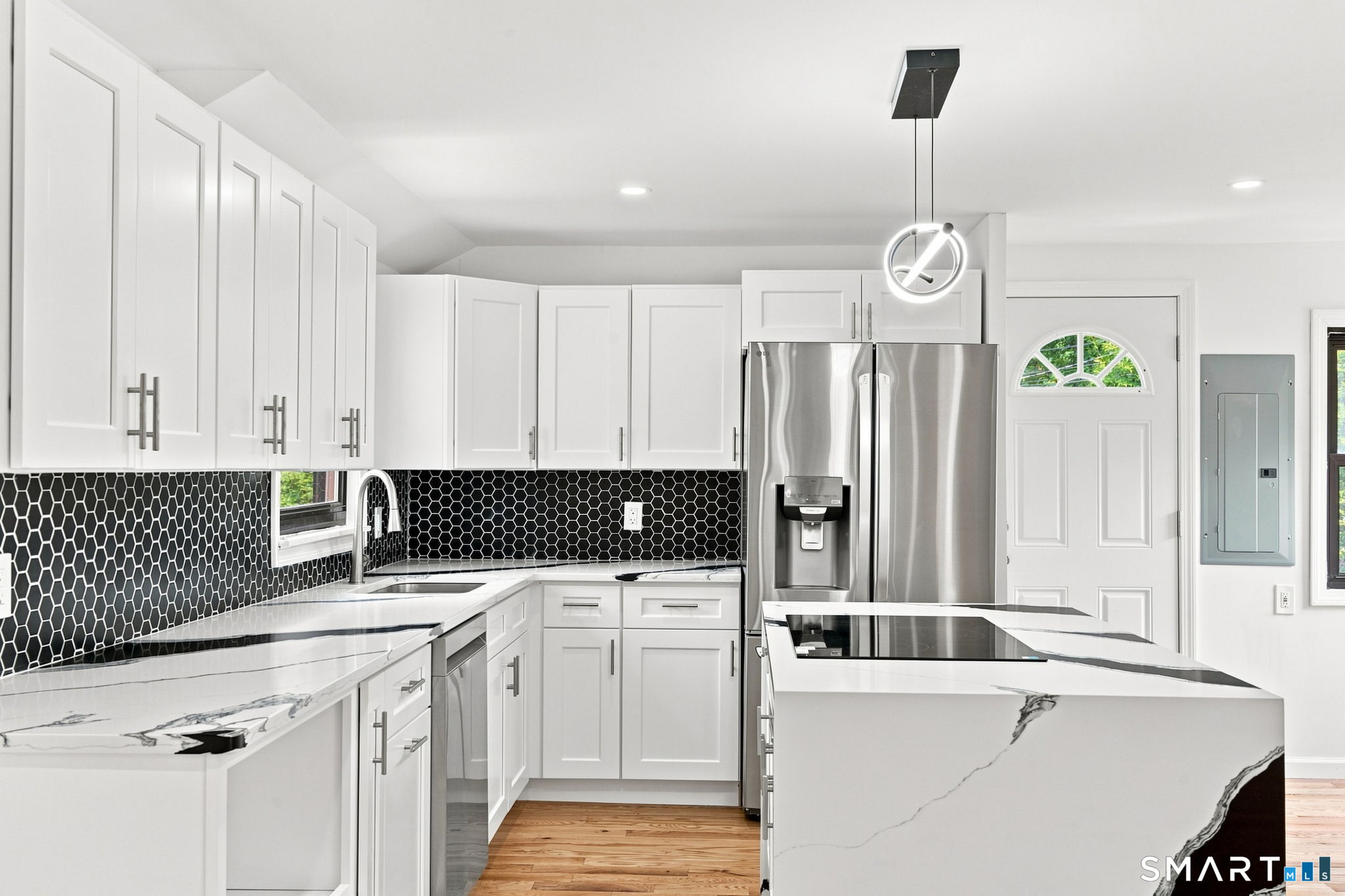 155 Iron Street Property Photo 22