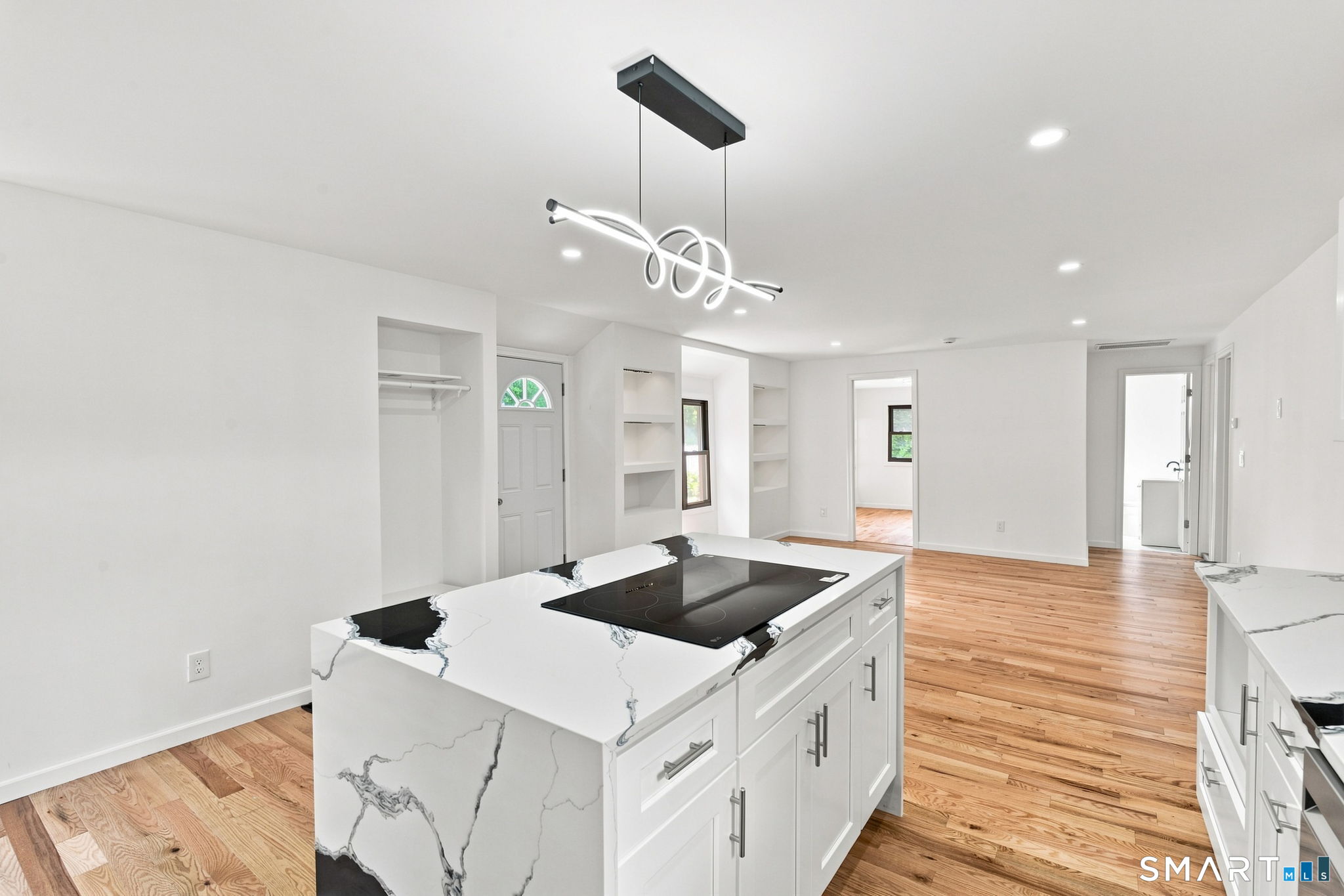 155 Iron Street Property Photo 26
