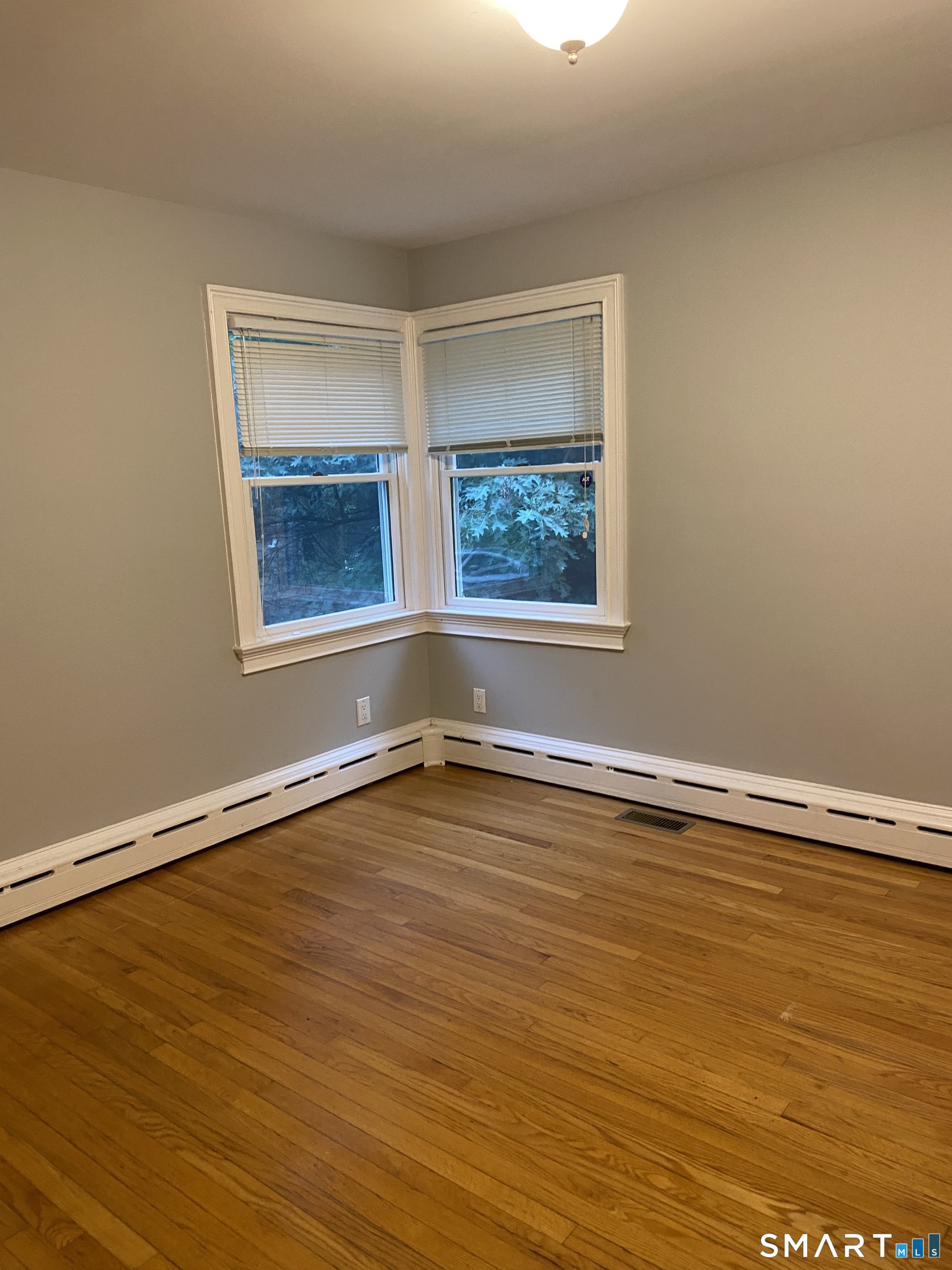 109 Cottage Street Property Photo 11