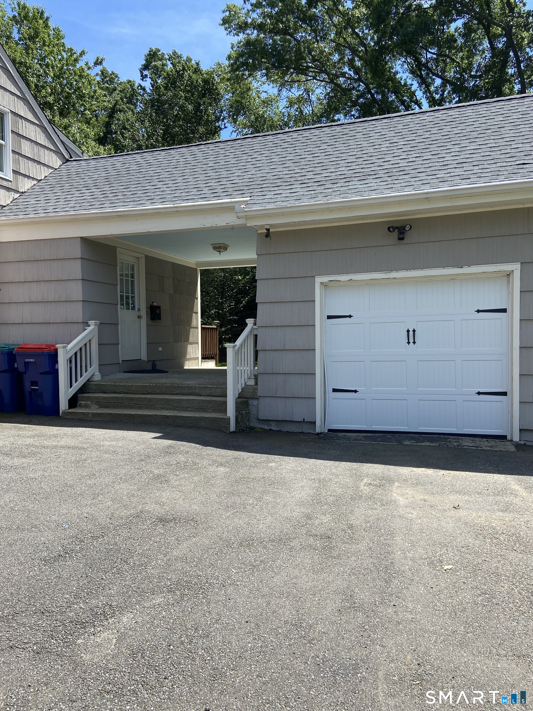 109 Cottage Street Property Photo 23