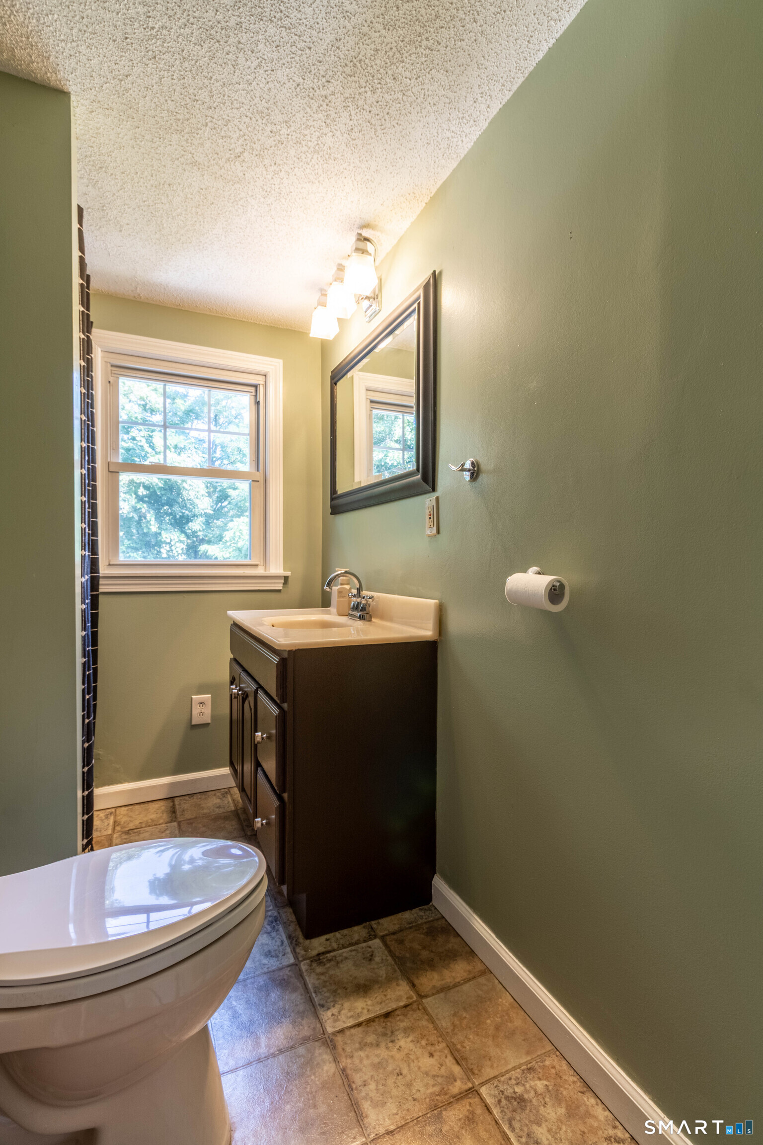 21 Overland Street Property Photo 19