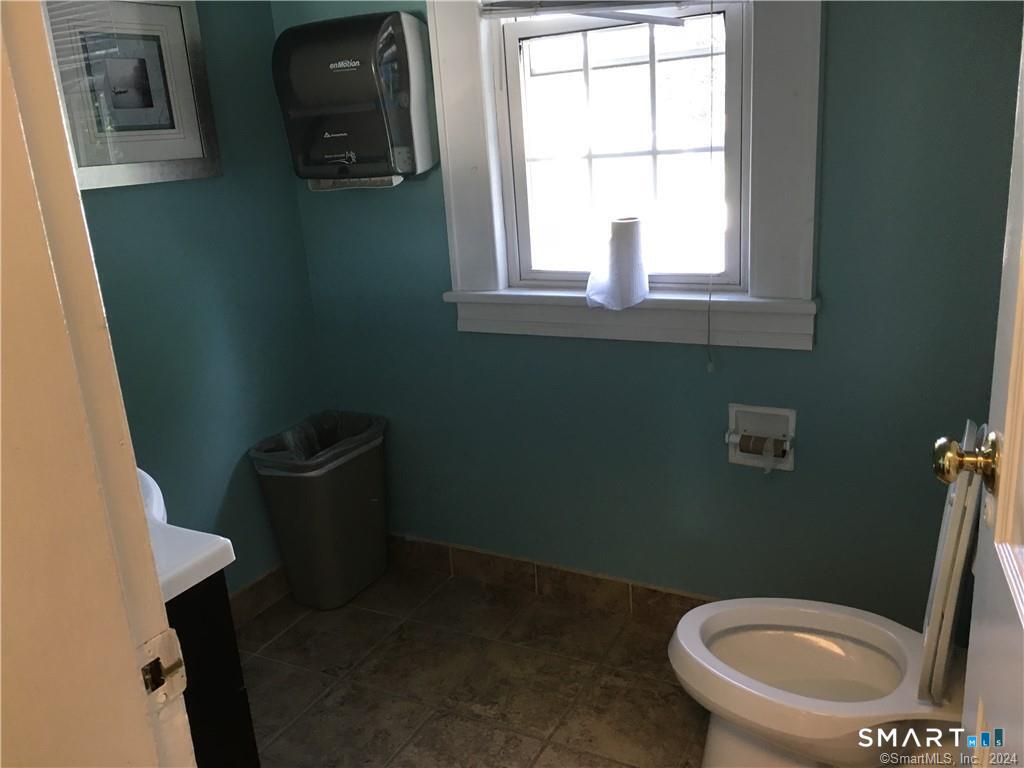 4942 Main Street Property Photo 12
