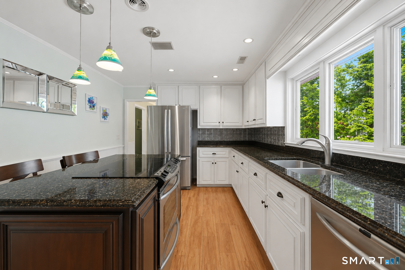 188 Great Plain Road Property Photo 5