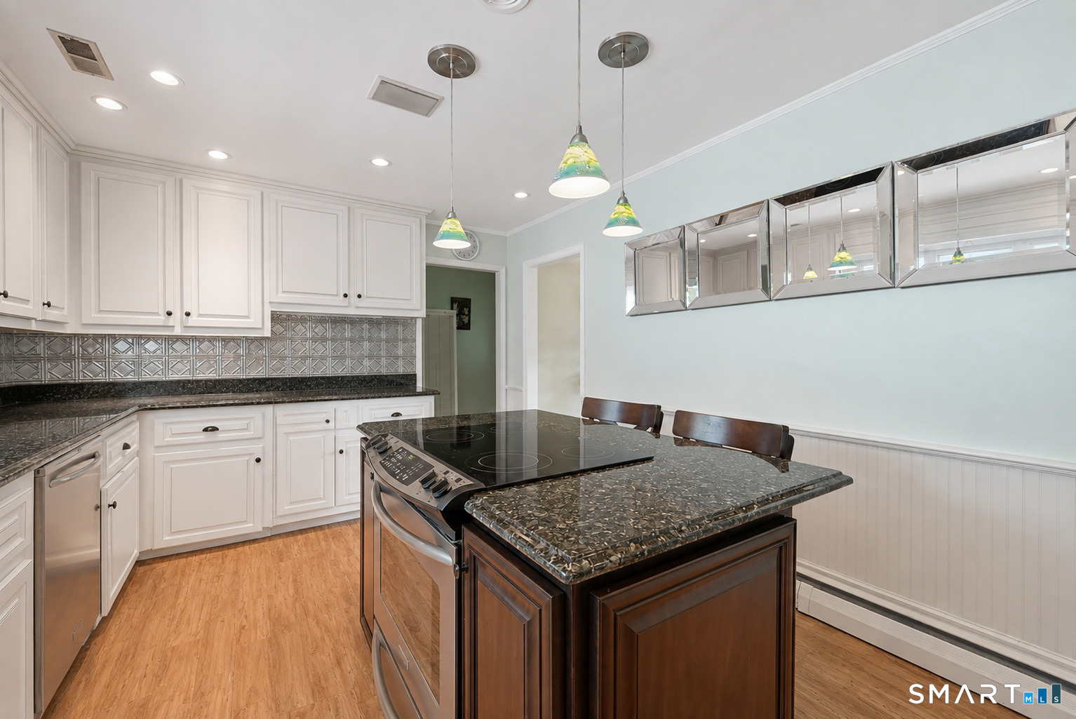 188 Great Plain Road Property Photo 6