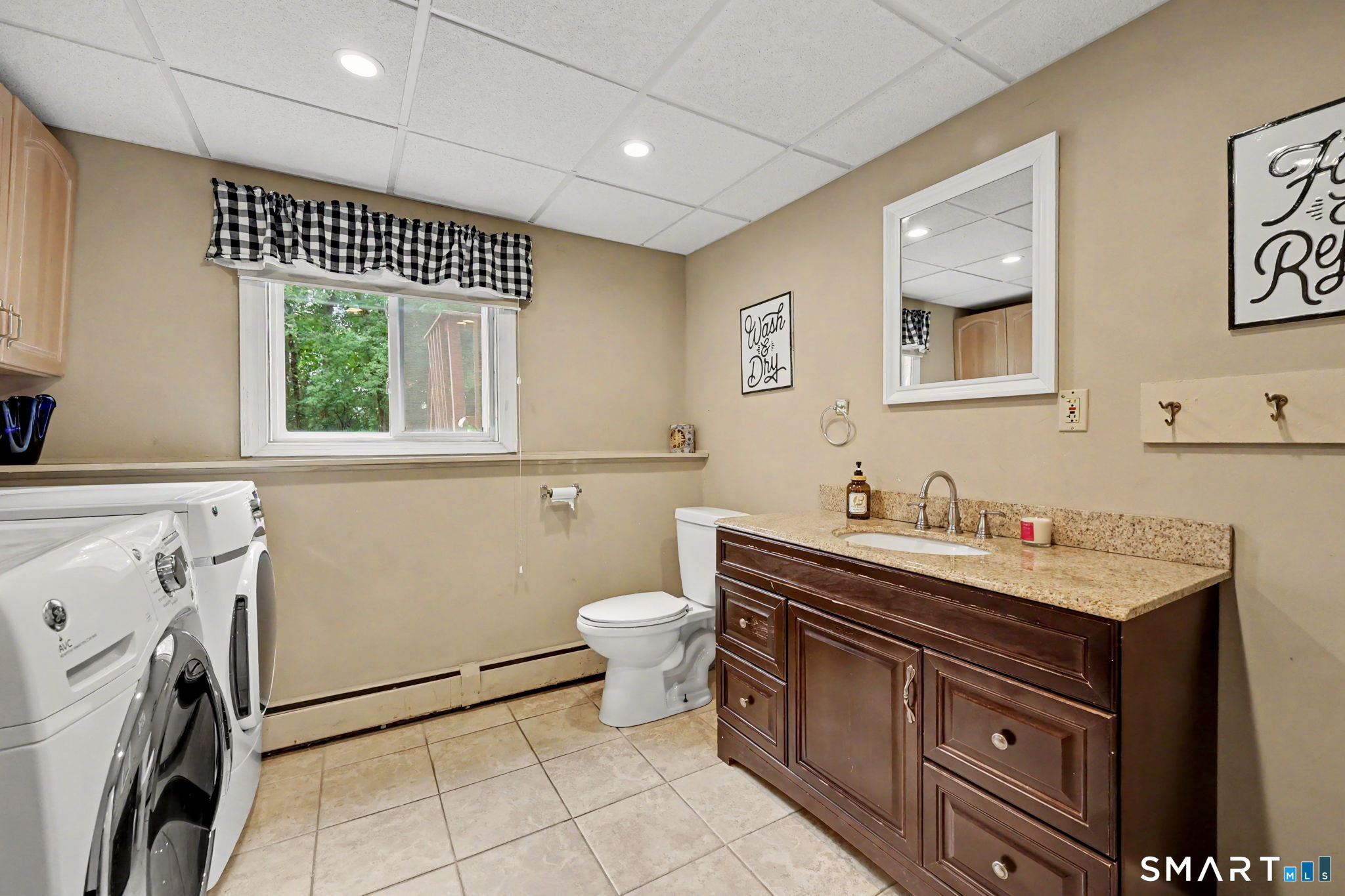 404 Narrow Lane Property Photo 26