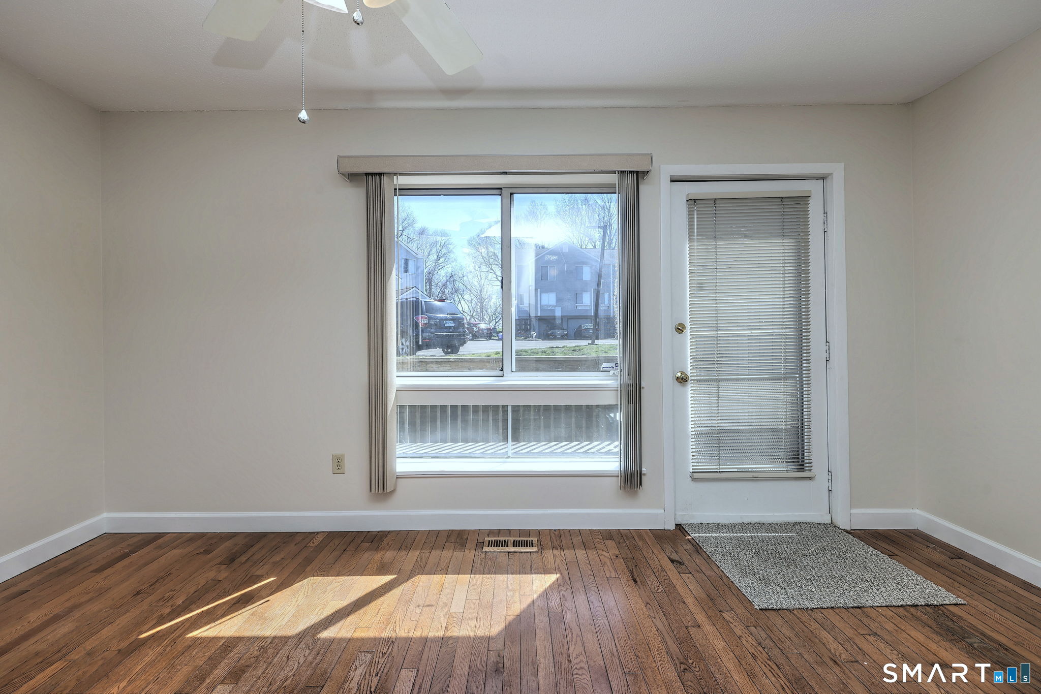 1423 Quinnipiac 302 Avenue Property Photo 8