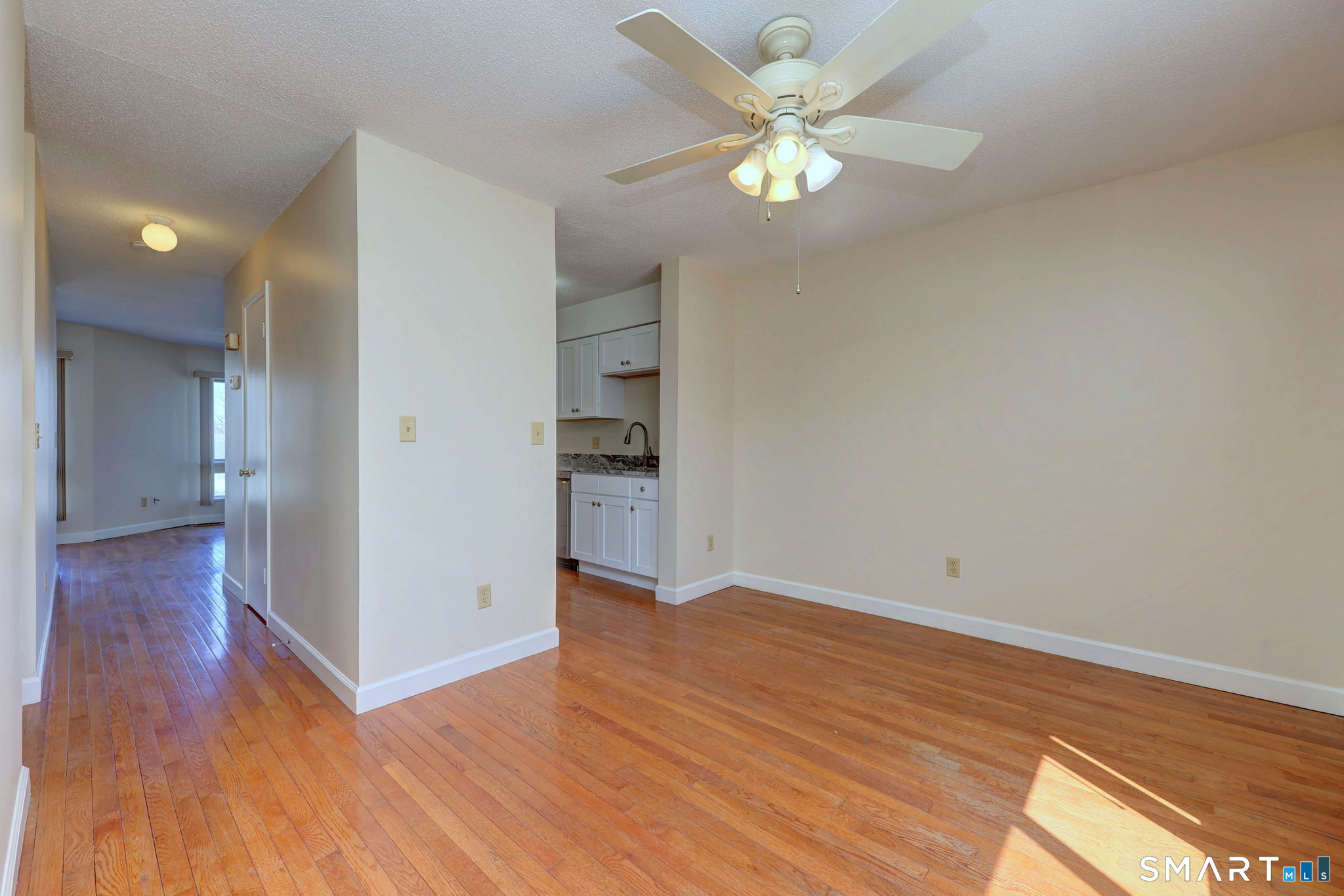 1423 Quinnipiac 302 Avenue Property Photo 10