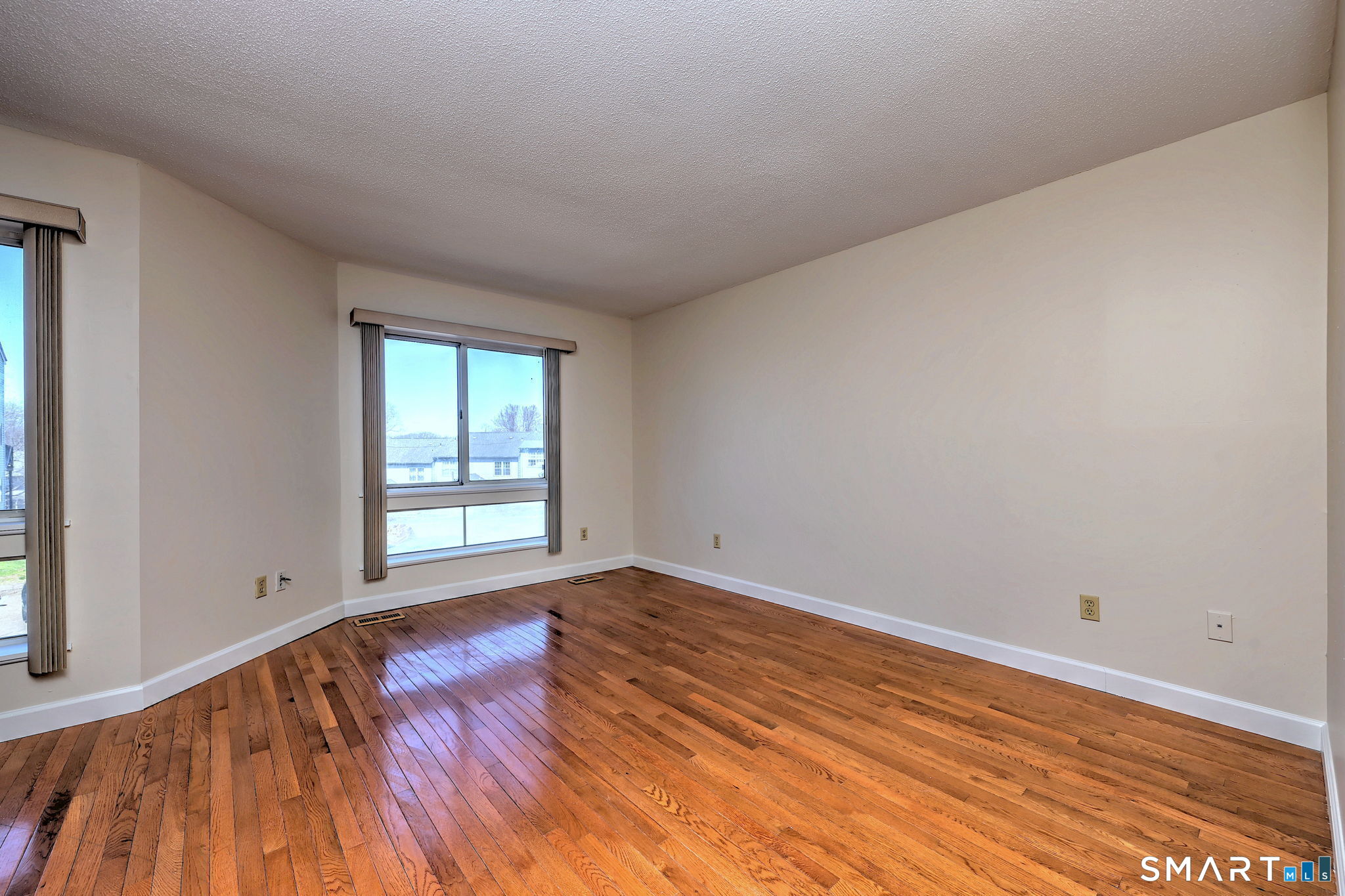 1423 Quinnipiac 302 Avenue Property Photo 11