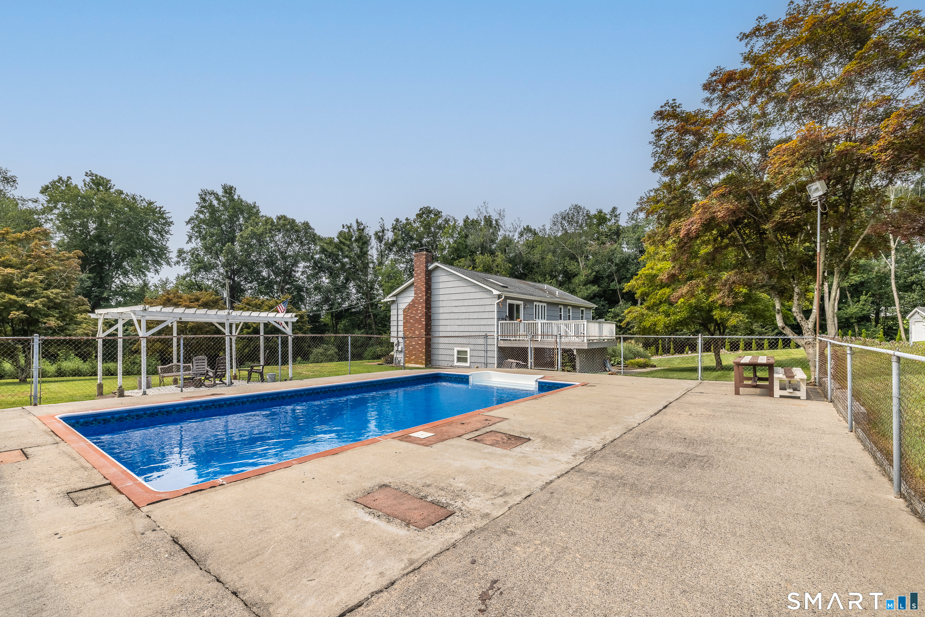 18 Buckingham Road Property Photo 30