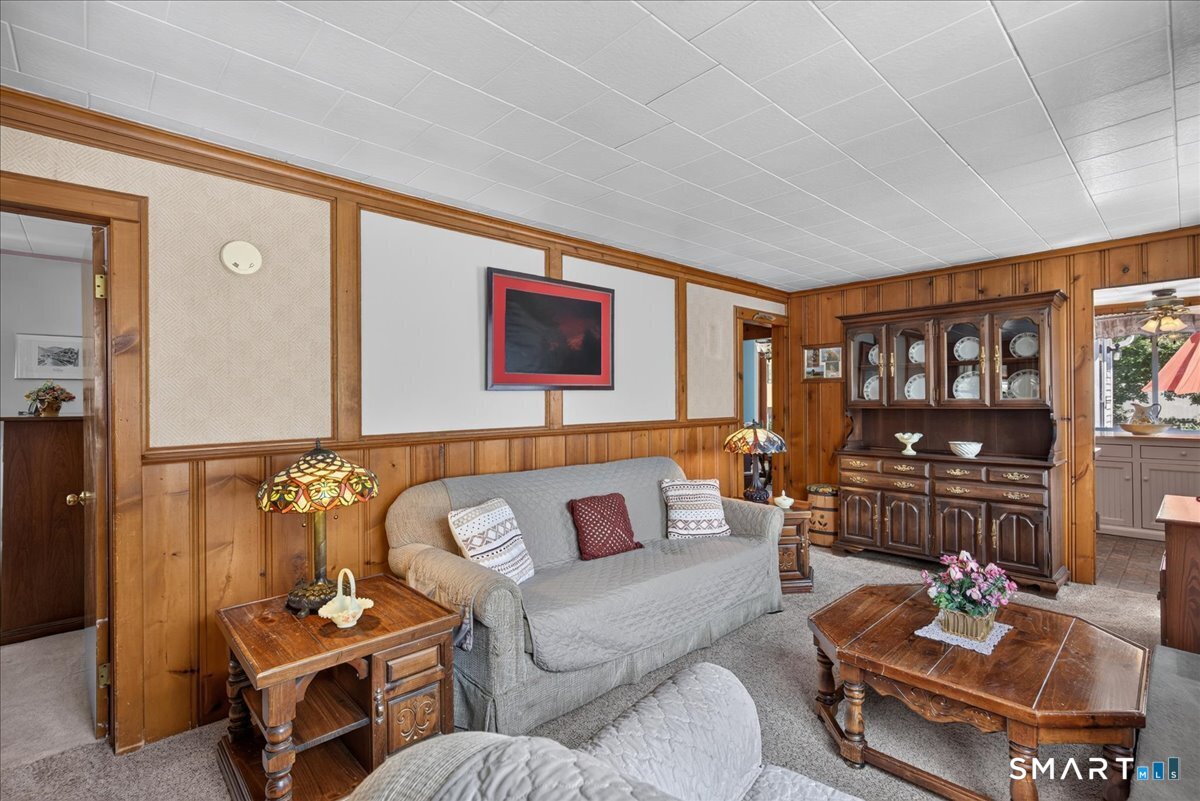 103 Orland Street Property Photo 2