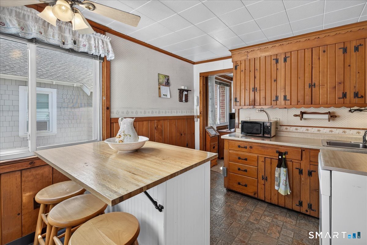 103 Orland Street Property Photo 6