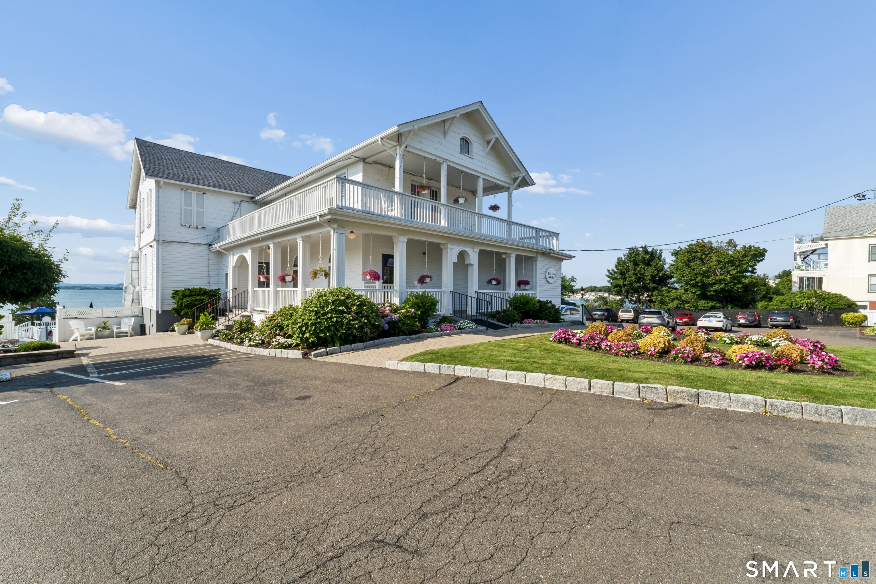 62 Cove Street Property Photo 6