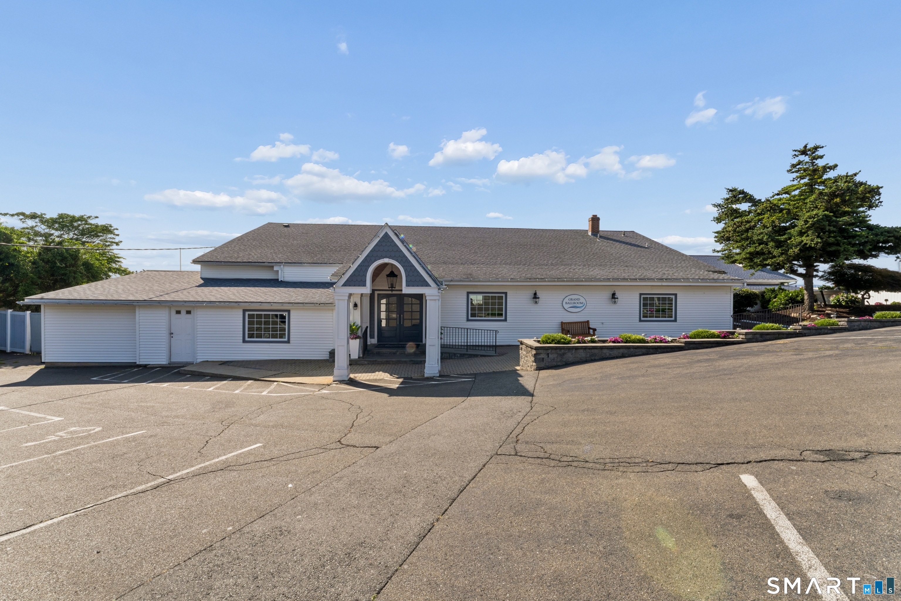 62 Cove Street Property Photo 7